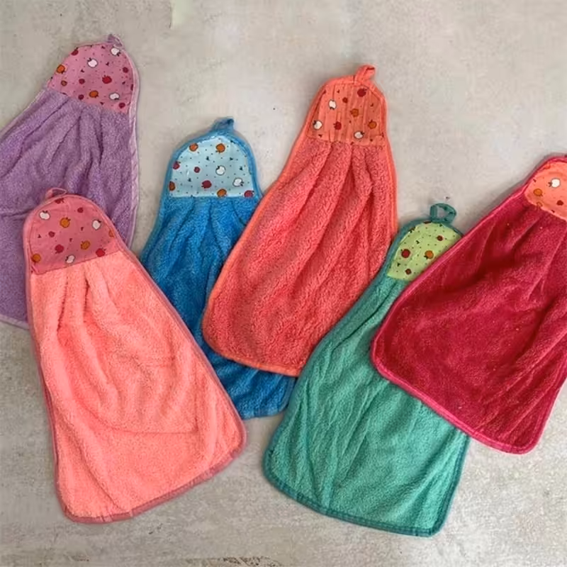 حوله آشپزخانه حوله آشپزخانه کراواتی حوله آشپزخانه بند آویز ی موجود در چند رنگ مختلف در فروشگاه ظروف خانه  آشپزخانه پاتیل