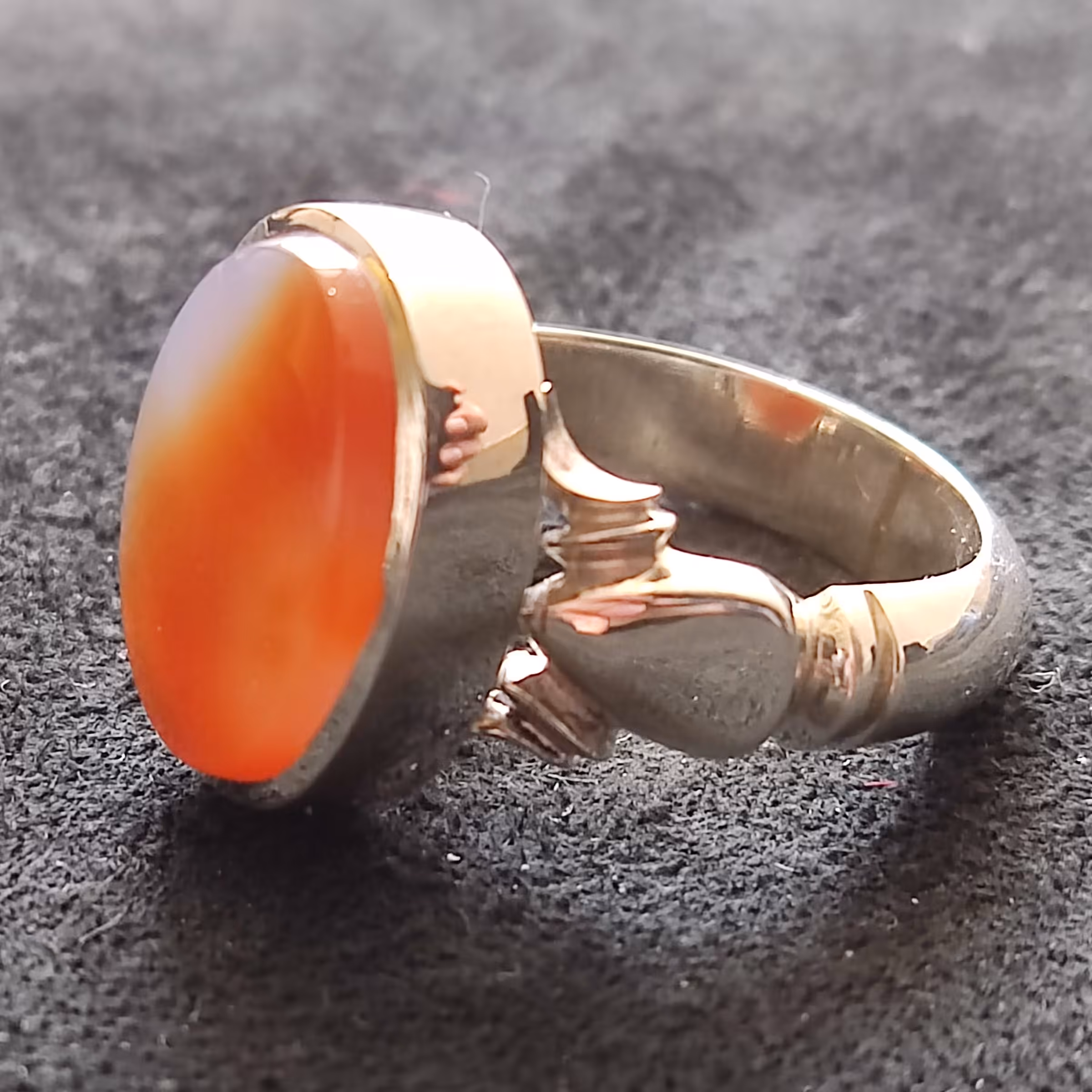 عقیق کهنه یمنی ابلغ سفید پرتقالی