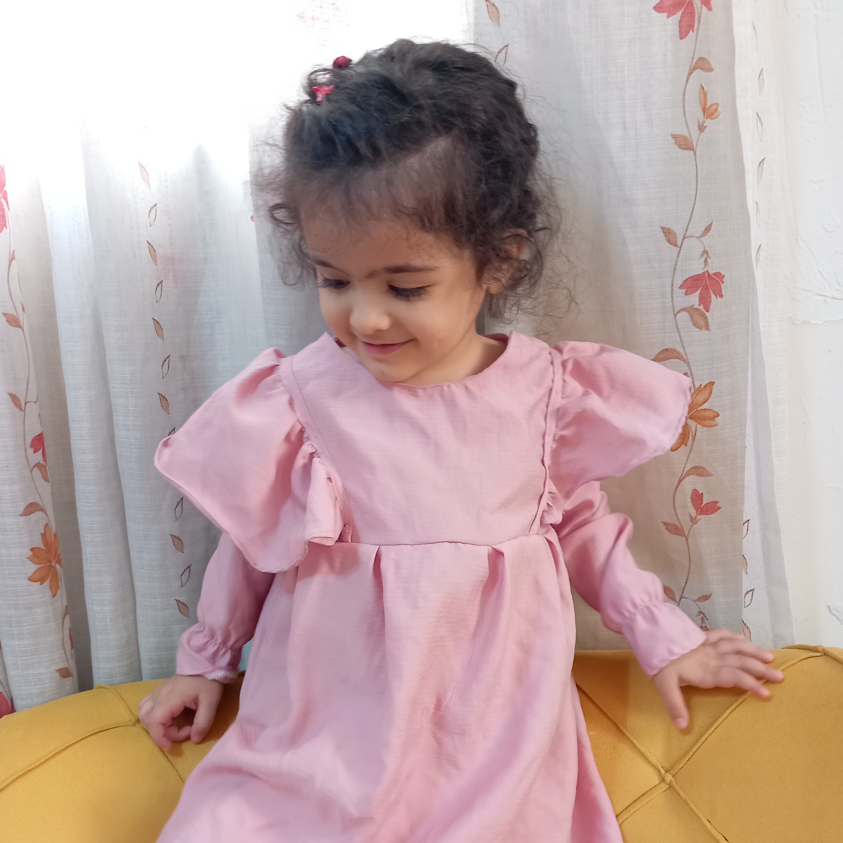 پیراهن دخترانه