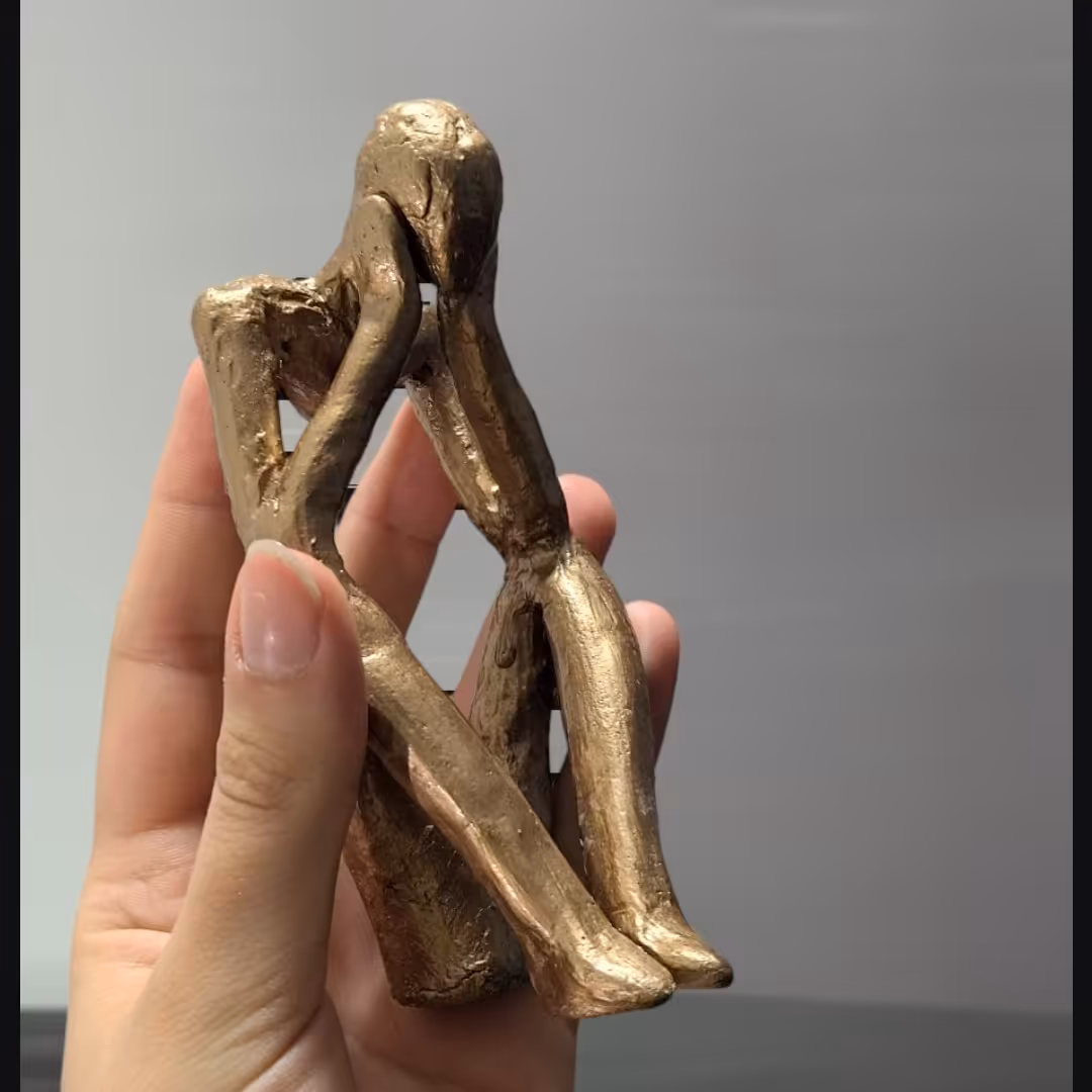 مجسمه سفالی دکوری برای دکوراسیون رنگ شده با رنگ روغن  سایز سفارشی 