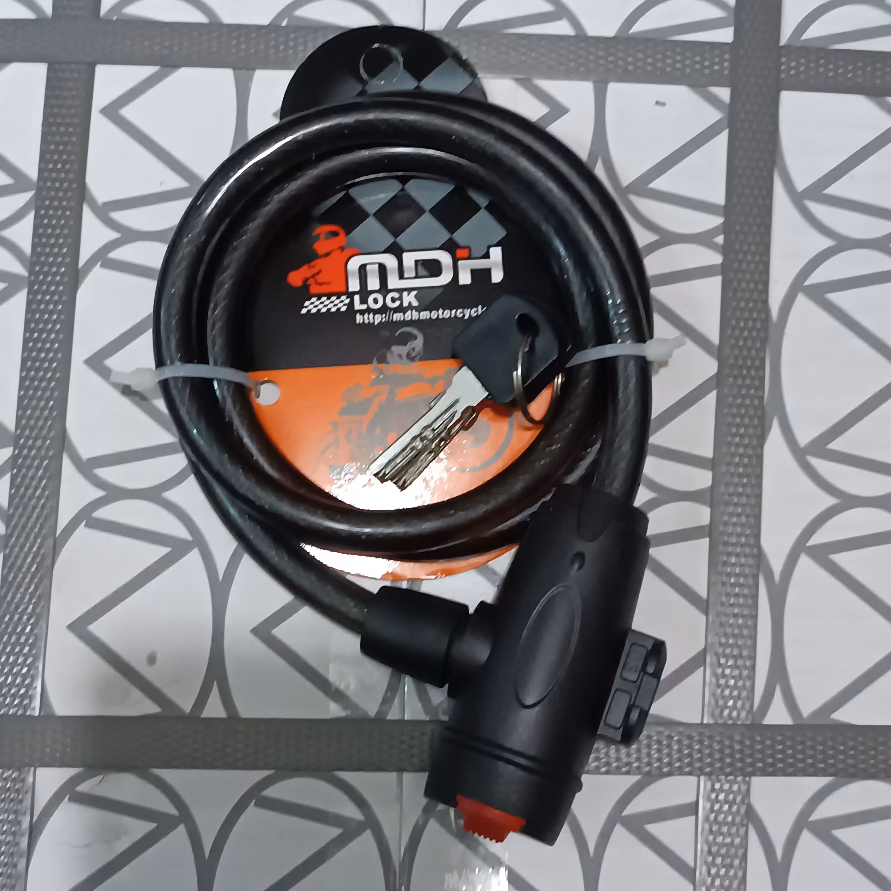 قفل شیلنگی مناسب برای موتور و دوچرخه
