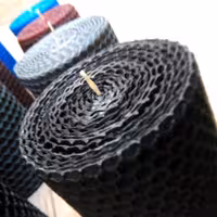 شمع بیزوکس قطر6 ارتفاع12ساخته شده از موم عسل 