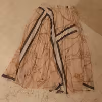 دامن حریر صورتی مانگو منگو اصل mango پلیسه سفید مشکی هرمس 