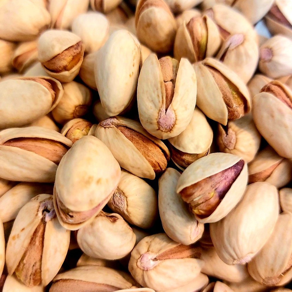 پسته عباسعلی خام