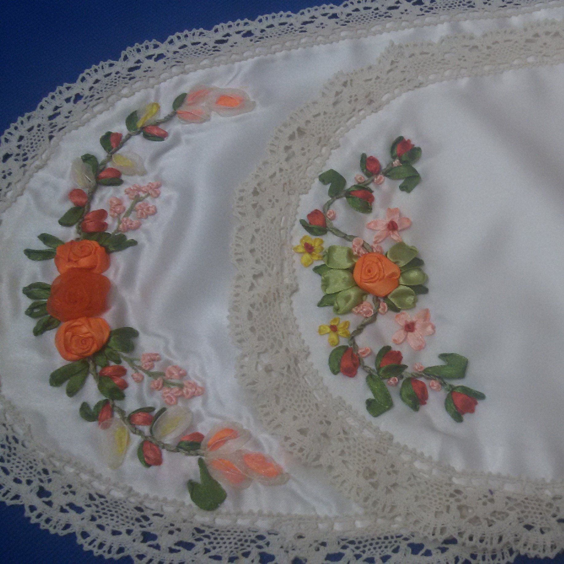 رومیزی 3 تکه روبان دوزی میز آرایش و عسلی