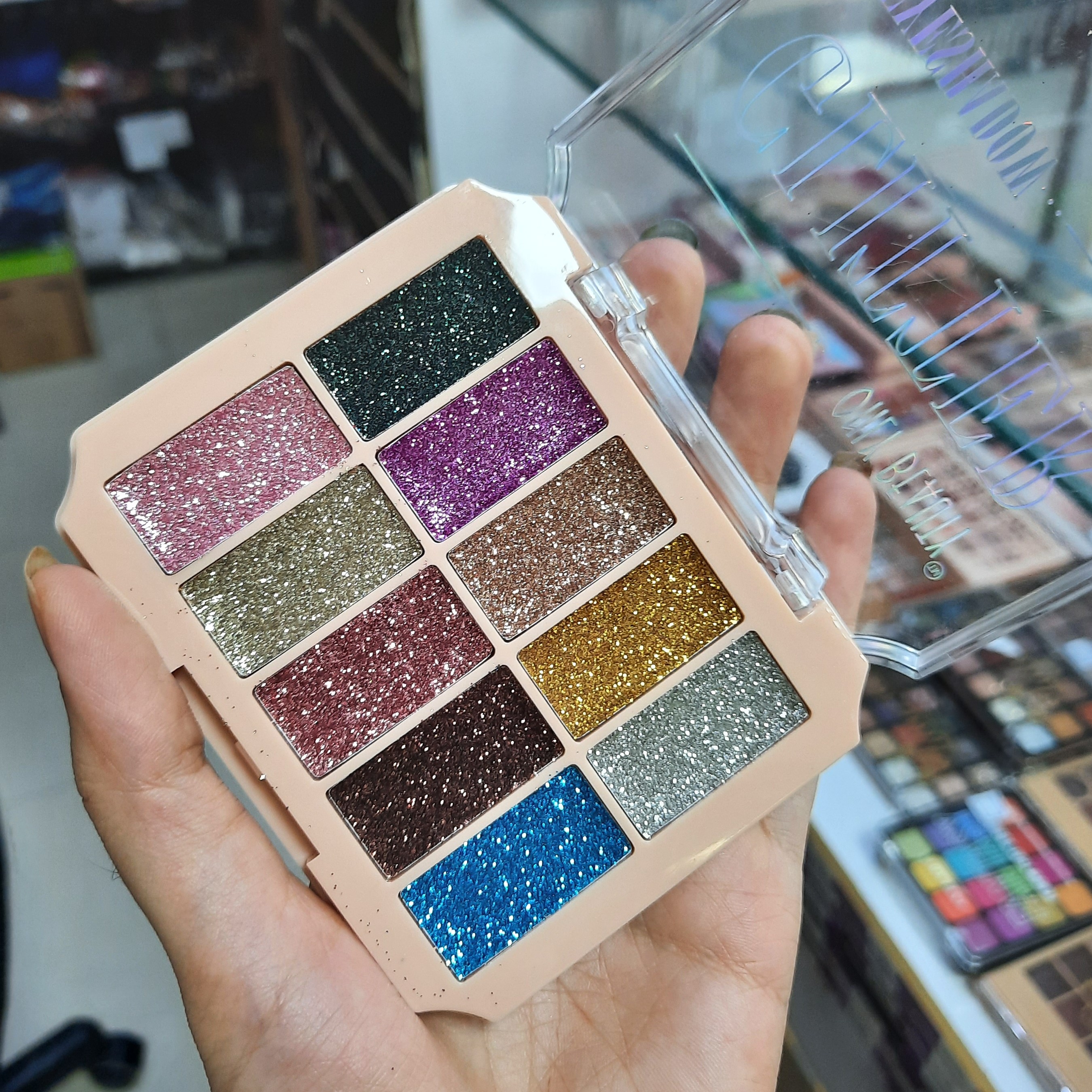 سایه گلیتری شاین