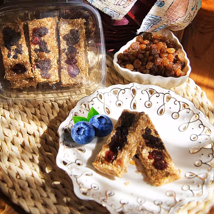 گرانولا بار 40 گرمی میوه ای 9 عددی(پخت خانگی) 