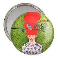 آینه جیبی خندالو مدل دخترونه کد 6144