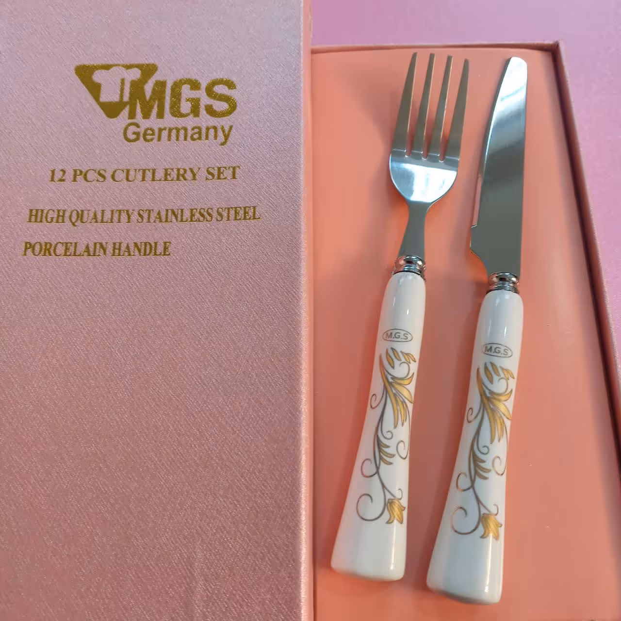 کارد و چنگال سرامیکی 12 عددی دسته سرامیکی مارک ام جی اس طلایی6 عدد کارد و 6 عدد چنگال 