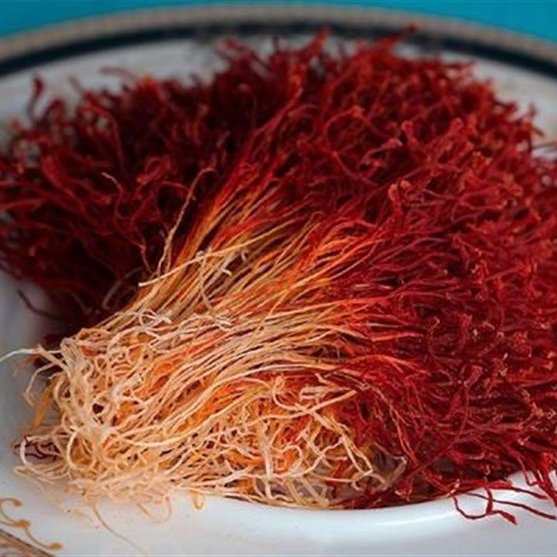 زعفران دختر پیچ اصل قاینات ( یک مثقالی)