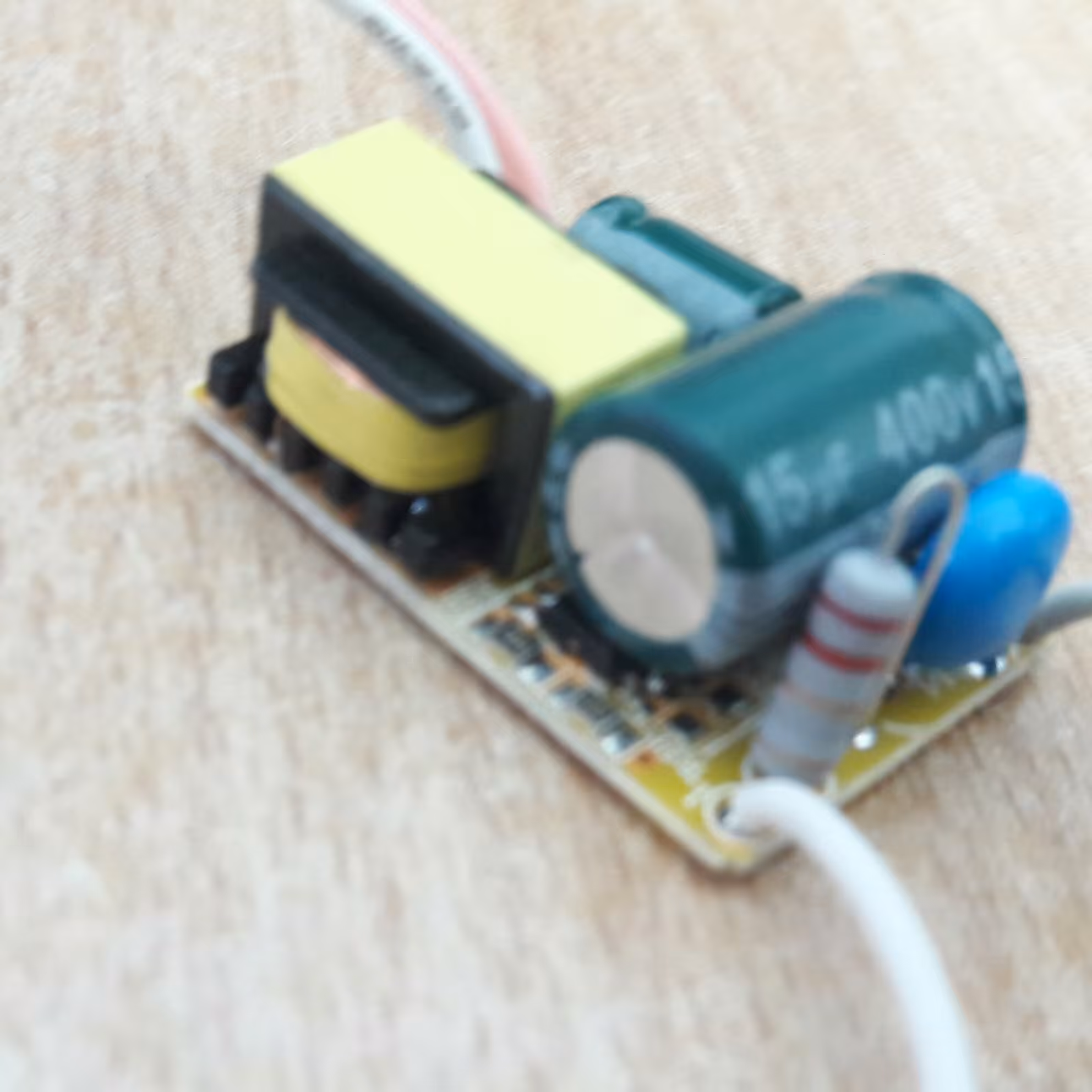 درایور 18   الی   36 دارک انرژی  با قابلیت و توان عالی . بهترین بازار