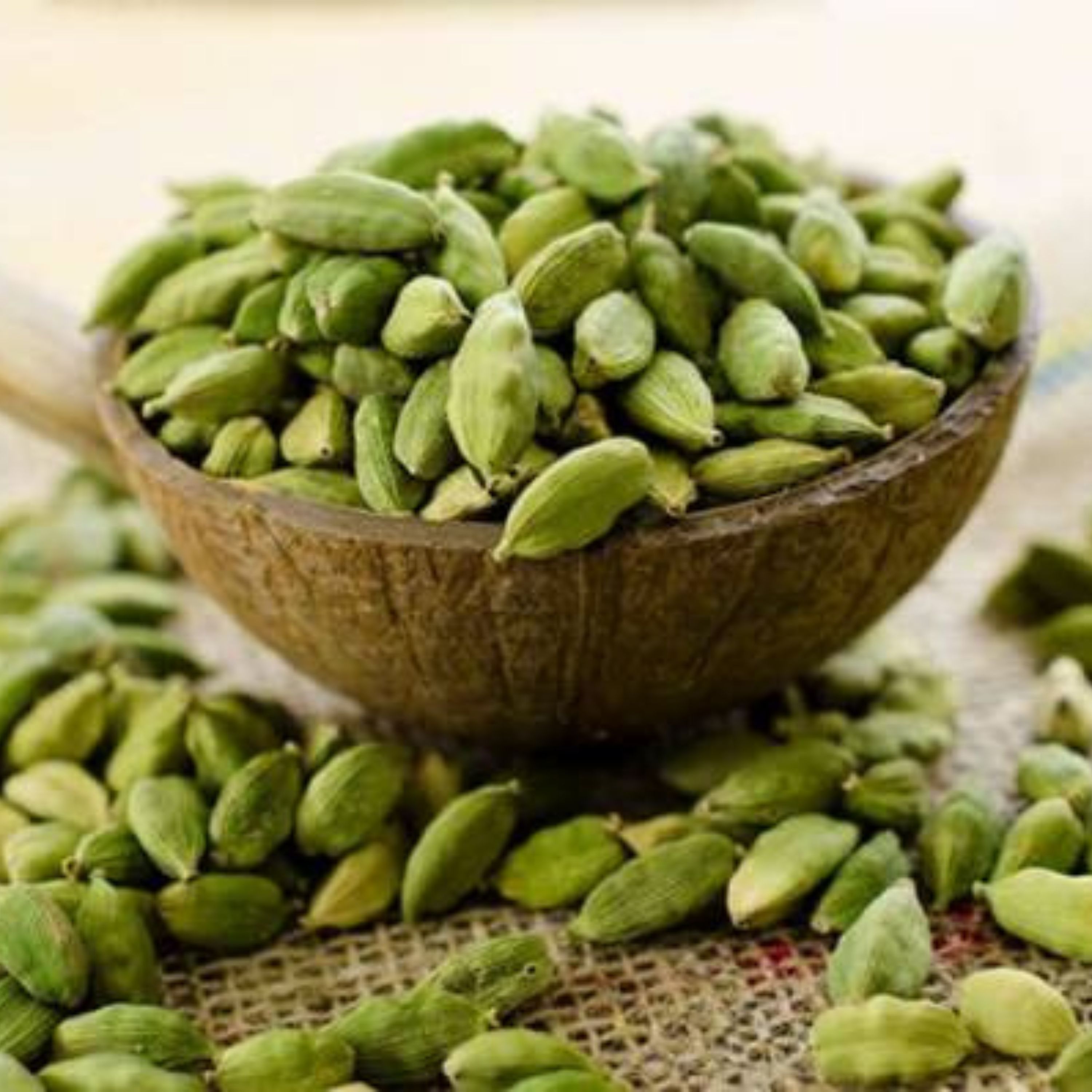 هل اکبر بنفش ممتاز و درجه 1 (بسته 30 گرم)