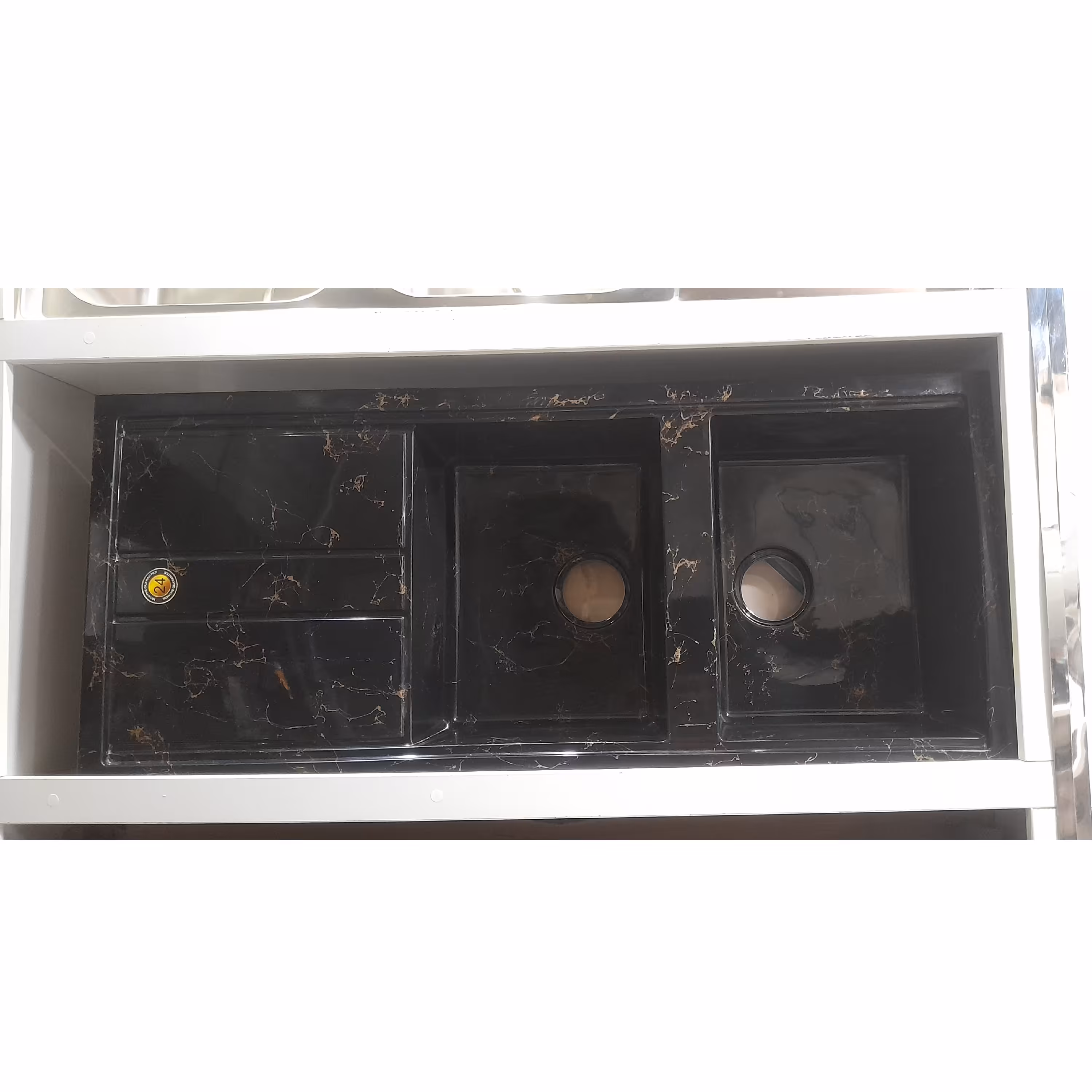 سینک آشپزخانه گرانیتی کیفیت عالی رنگ مشکی رگه طلایی براق  ارسال به کل تهران پس کرایه 