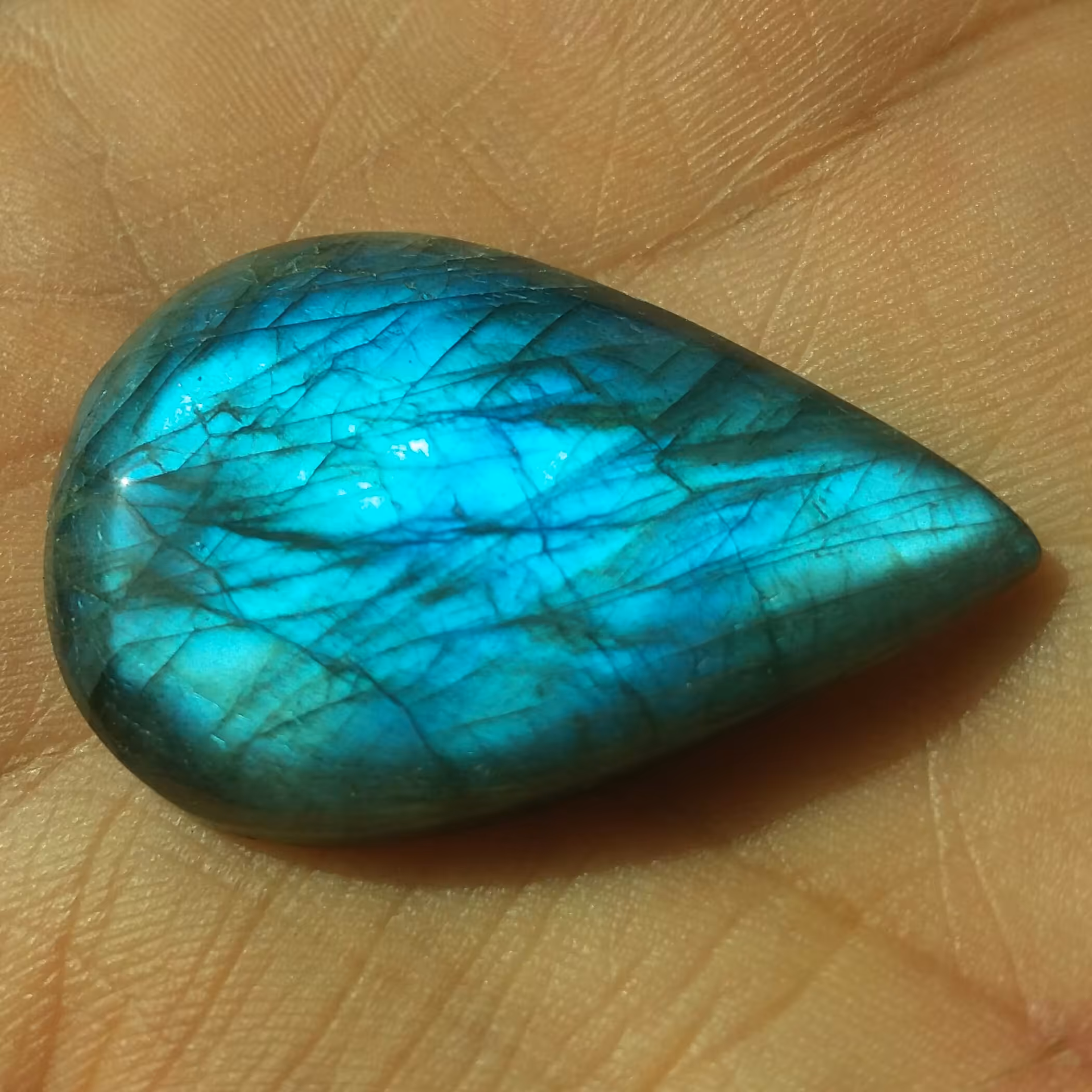 نگین غولپیکر لابرادوریت آبی وارداتی بی نظیبیییر تک 100 درصد طبیعی شاهکار خلقت