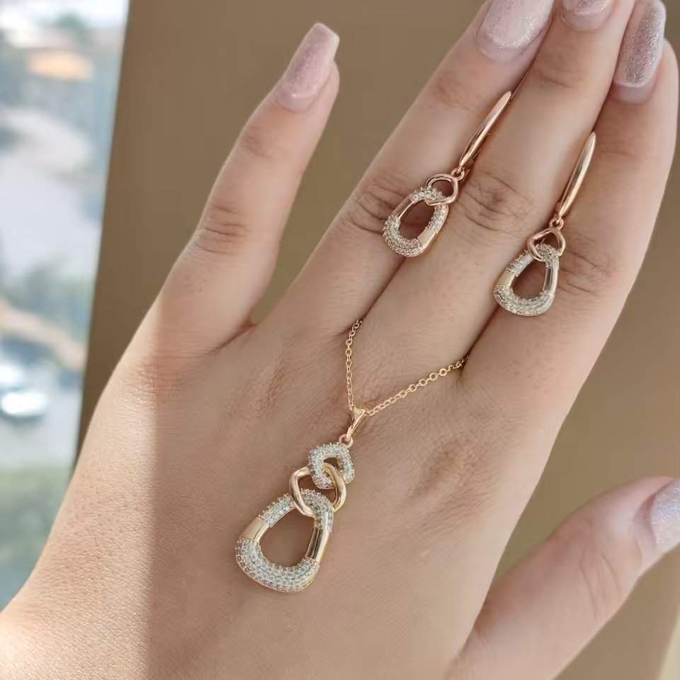 نیمست ژوپینگ گوشواره و گردنبند نگین های اتمی  فشرده و ثابت و درخشان رنگ ثابت ضد حساسیت کد 416 جدید 