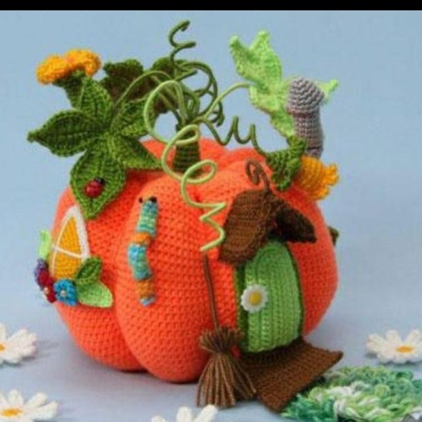 عروسک کدو کلبه ای