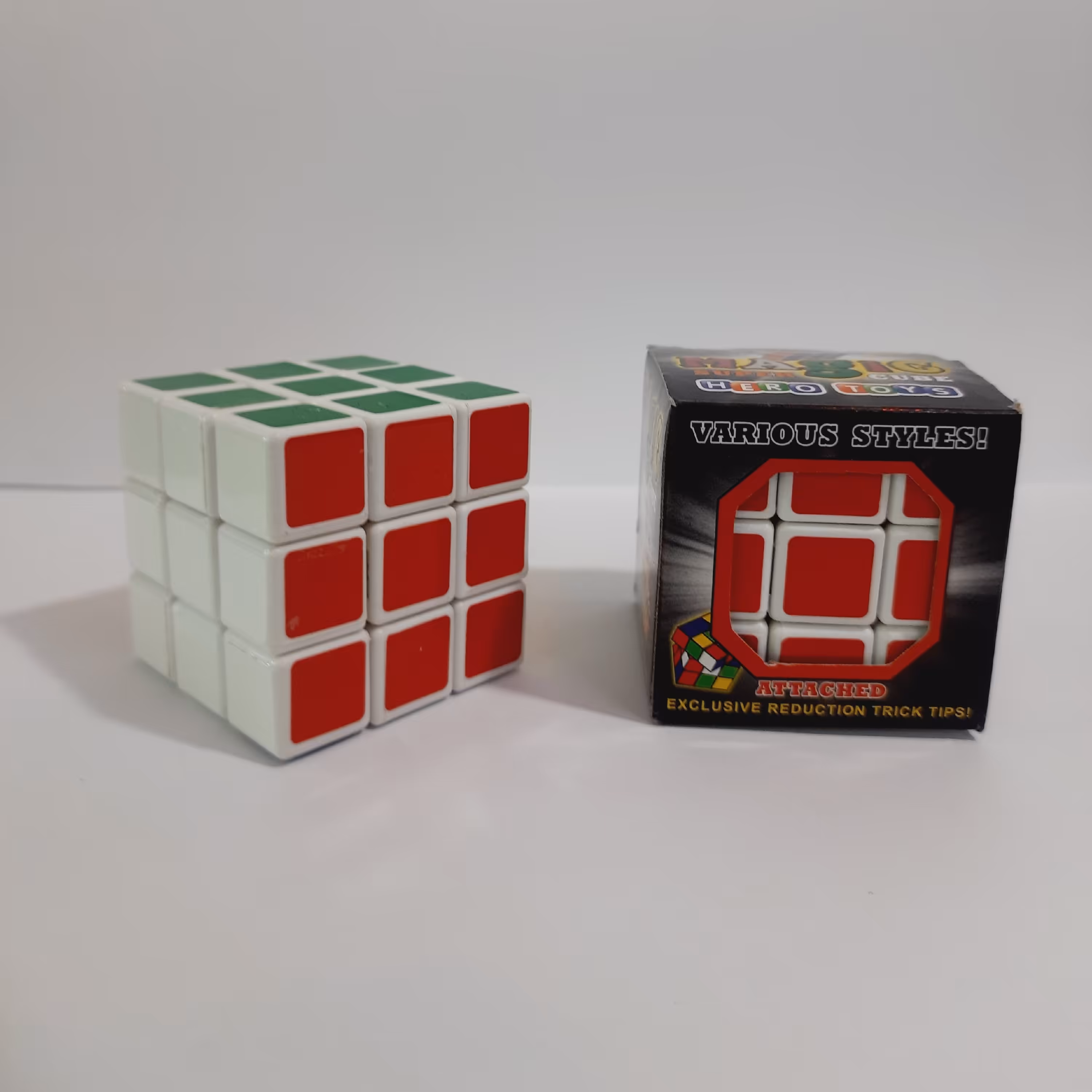 روبیک 3در3 خارجی با کیفتی بالا همراه با جعبه بازی فکری 