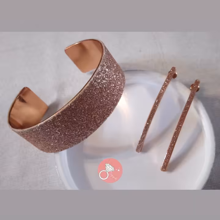 دستبند النگوی و گوشواره اکلیلی 