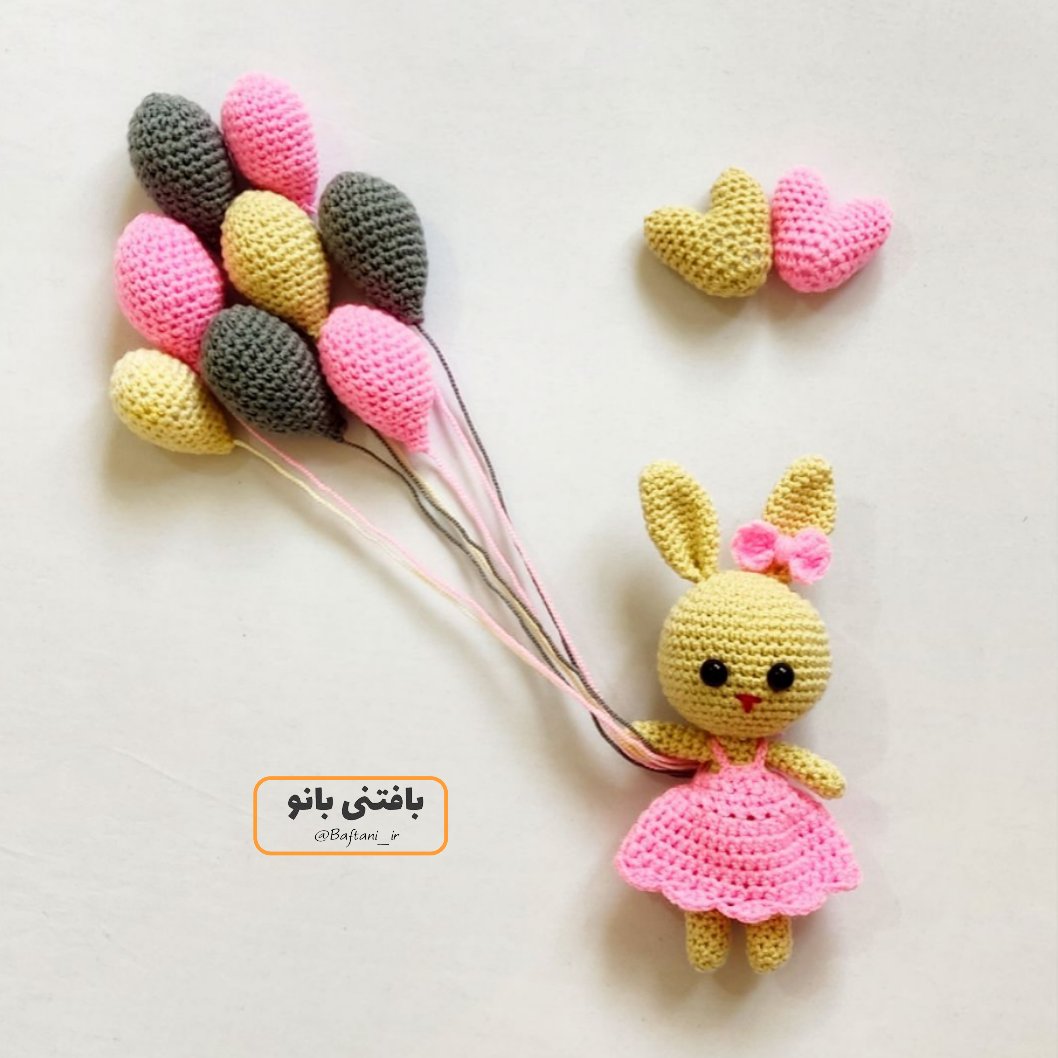 عروسک بافتنی دخترانه که قرار به صورت تابلو 30 در 30 دربیاد😍قد عروسک 14