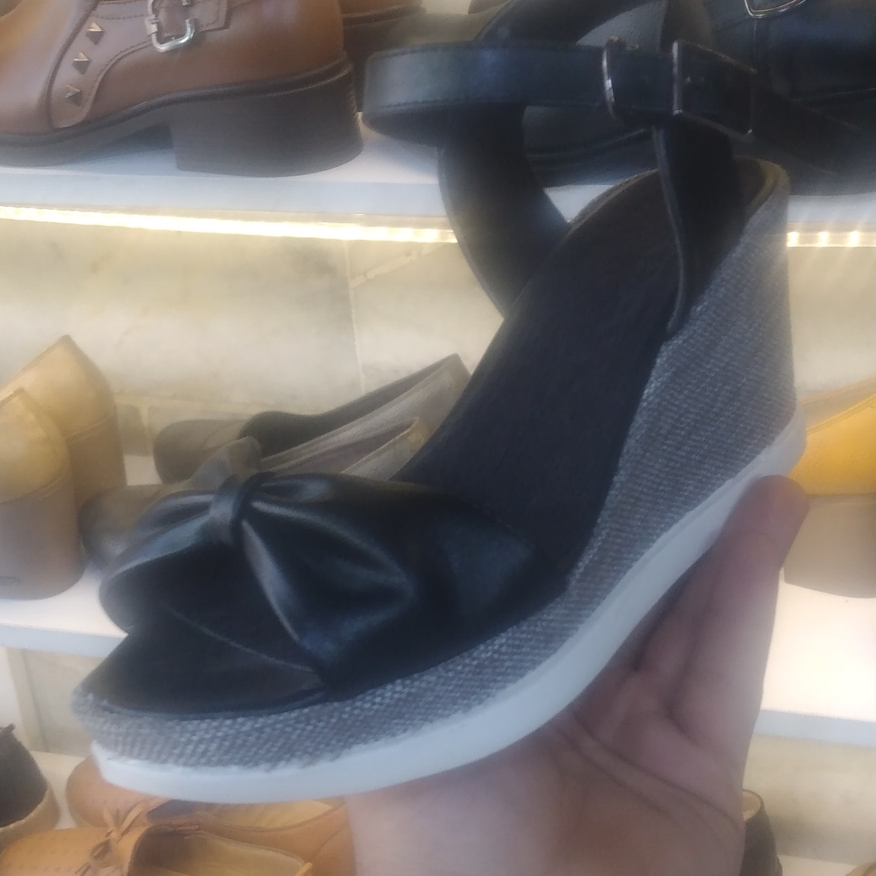 مدل پروانه ای     مشکی  طوسی سفید لژدار                 