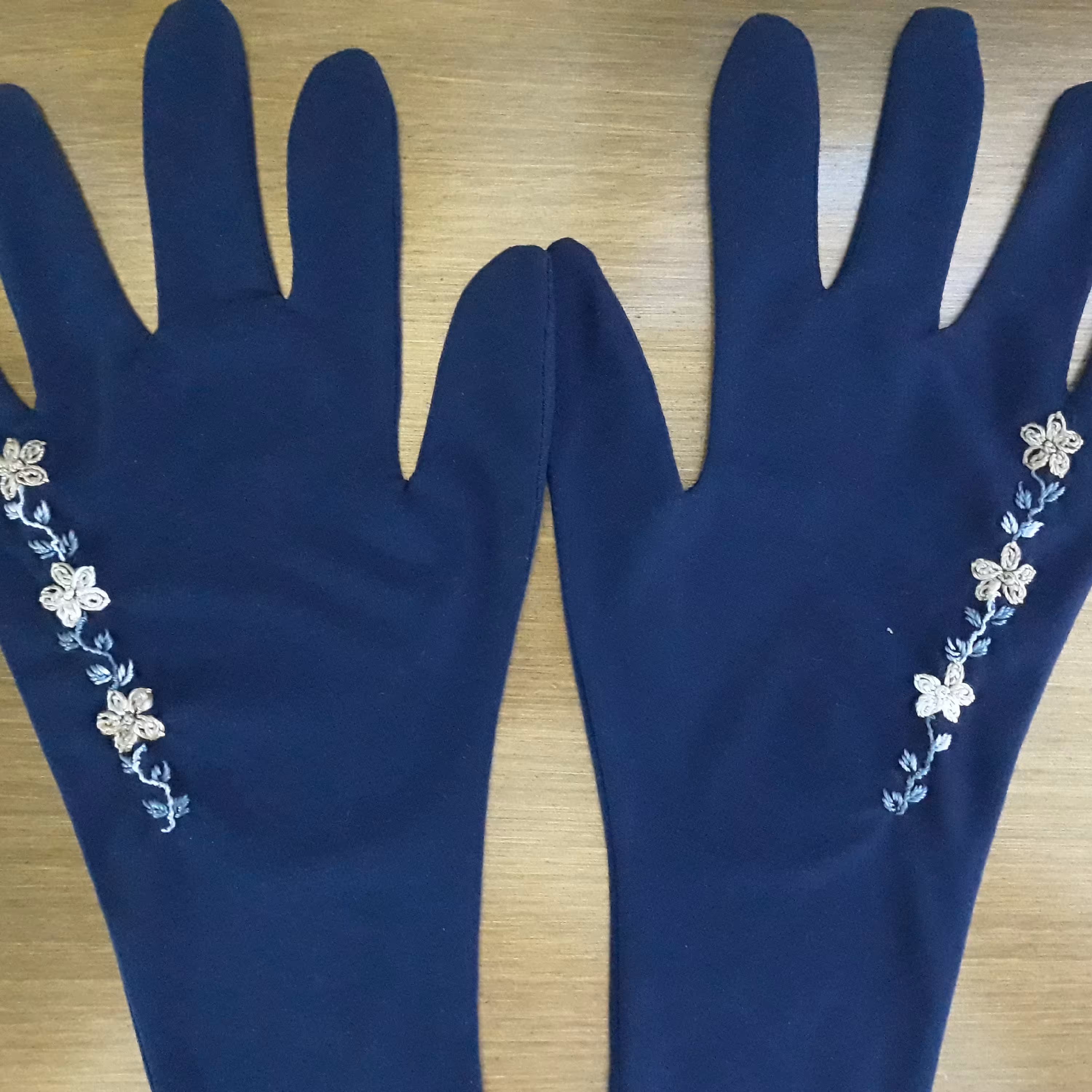 دستکش ریون ابریشم دوزی 9