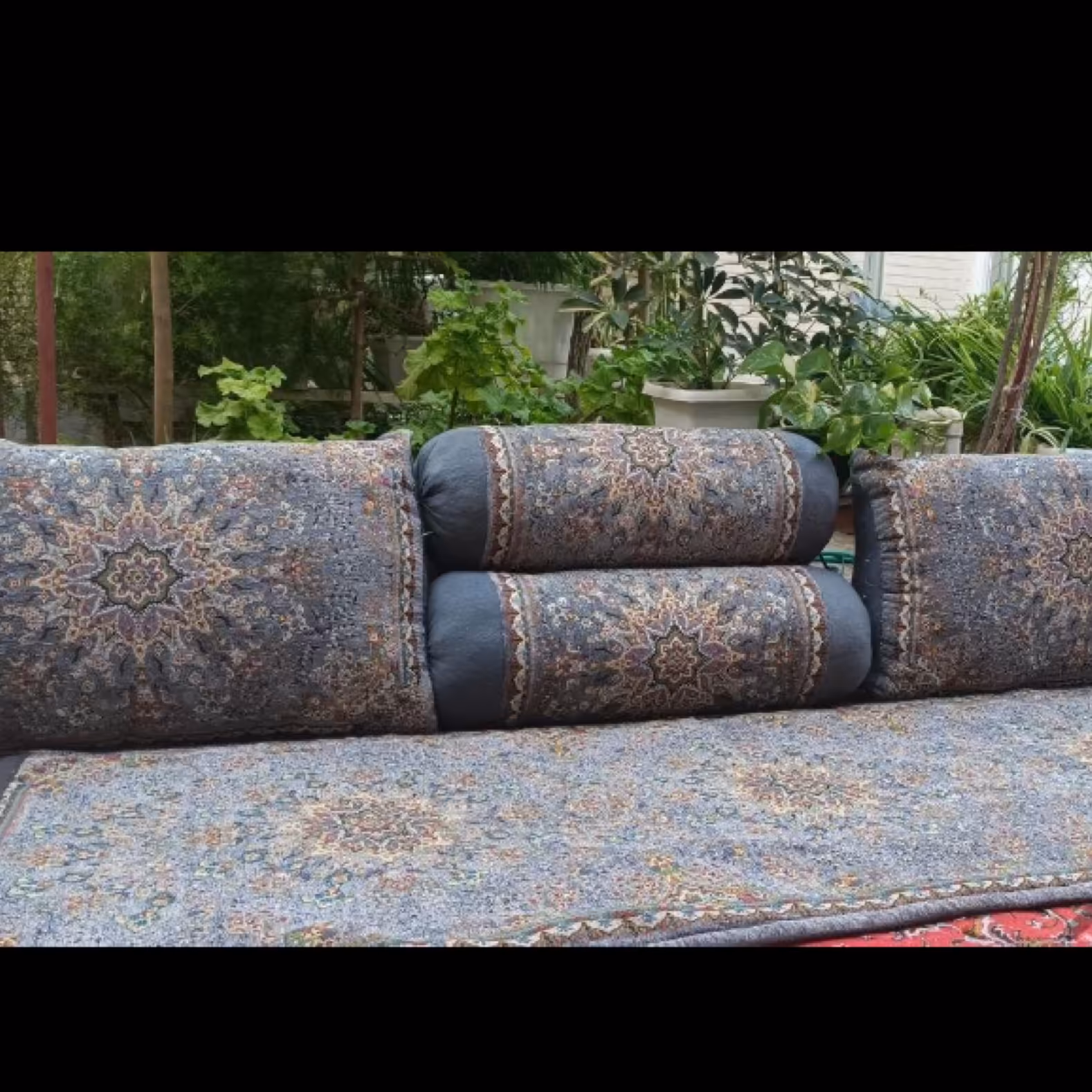 سرویس پشتی و تشک شاهنشین 5تکه