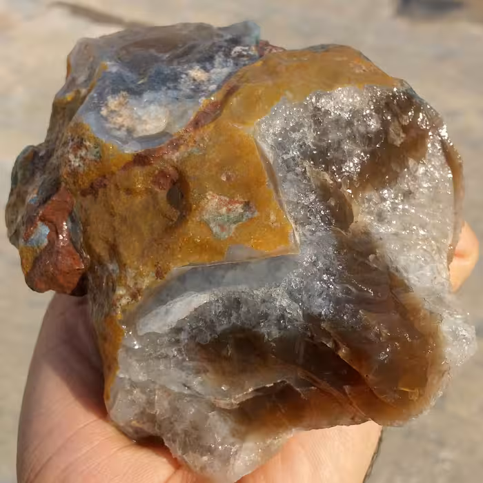 سنگ راف غوولپیکر عقیق خرمایی ژئوددار  بسیار خوش رنگ 
صددرصد طبیعی شاهکار خلقت با قابلیت ساخت چندین نگین قیمتی

کد 8780