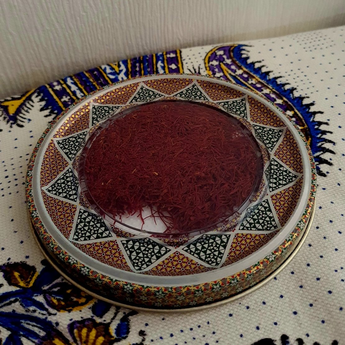 زعفران سرگل اعلا صادراتی 4 گرمی