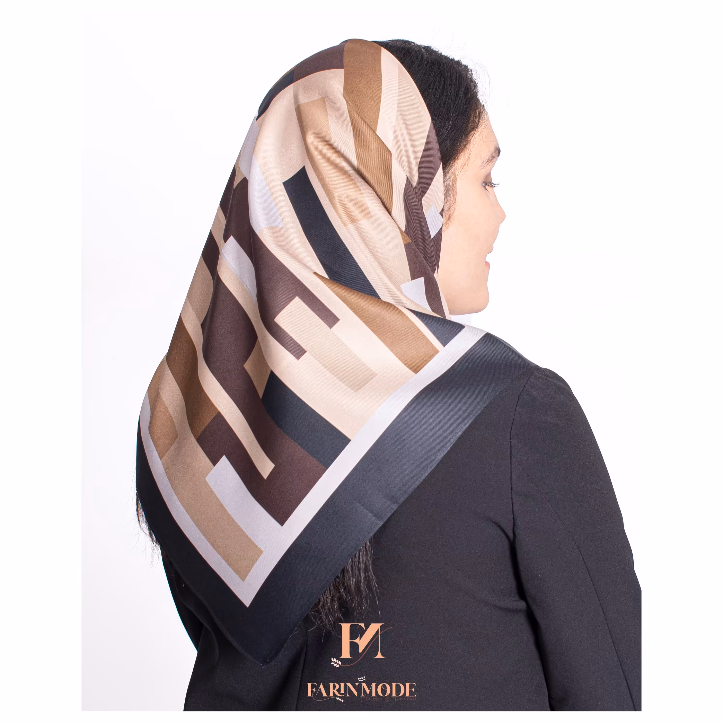 روسری ابریشم توییل سایز کوچک ابعاد 70در70 سانتیمتر 9028