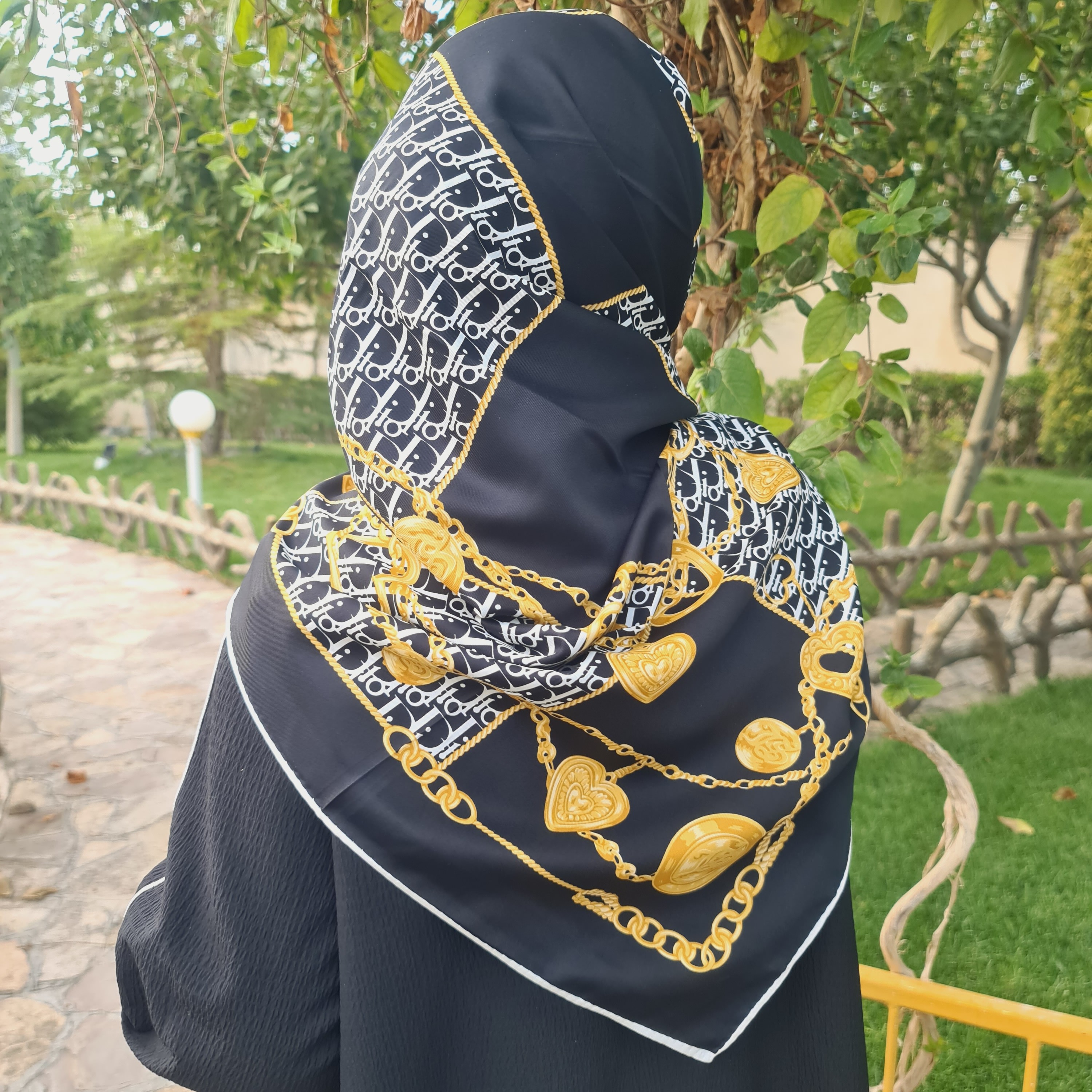 روسری ابریشم ژاکارد وارداتی مجلسی قواره متوسط اورجینال اصل