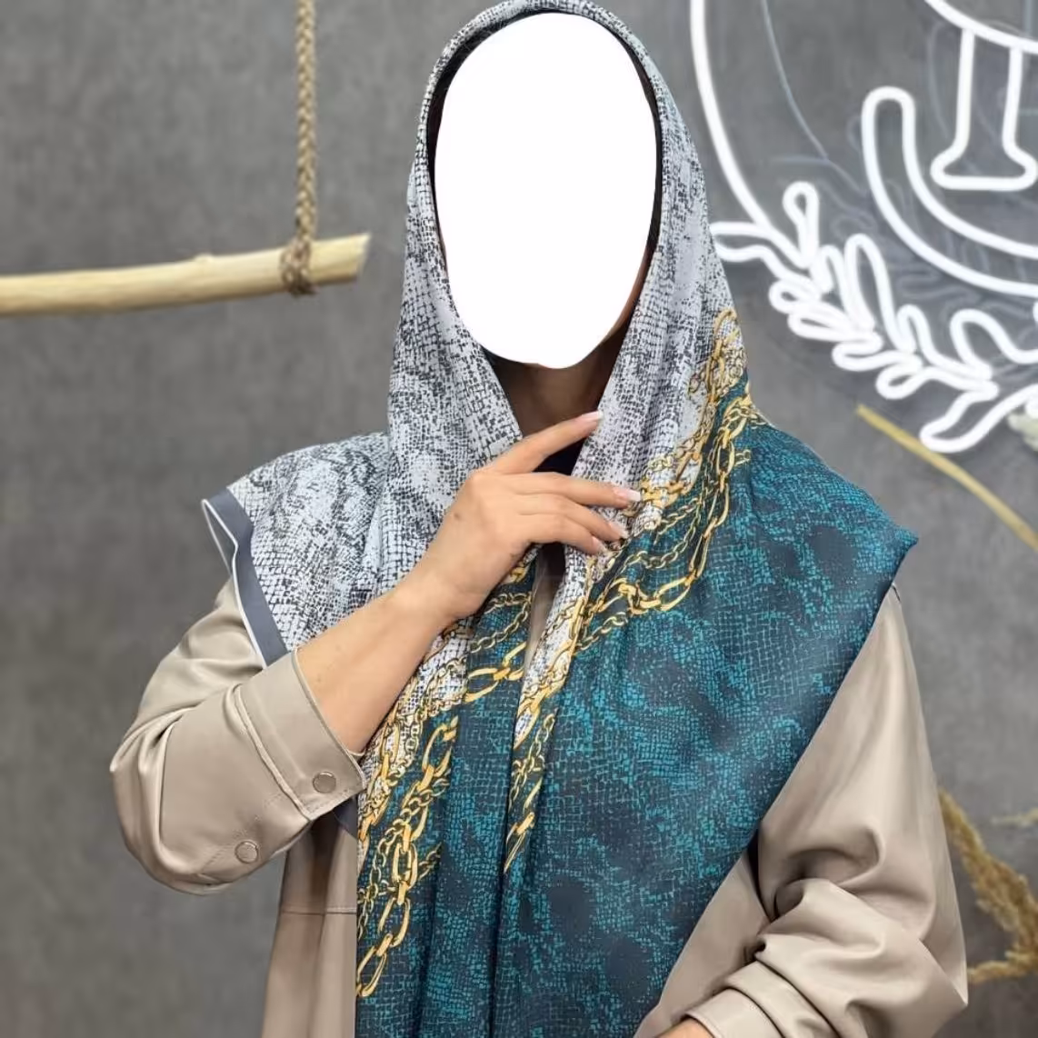 روسری نخی قواره 120 پوست ماری دورنگ