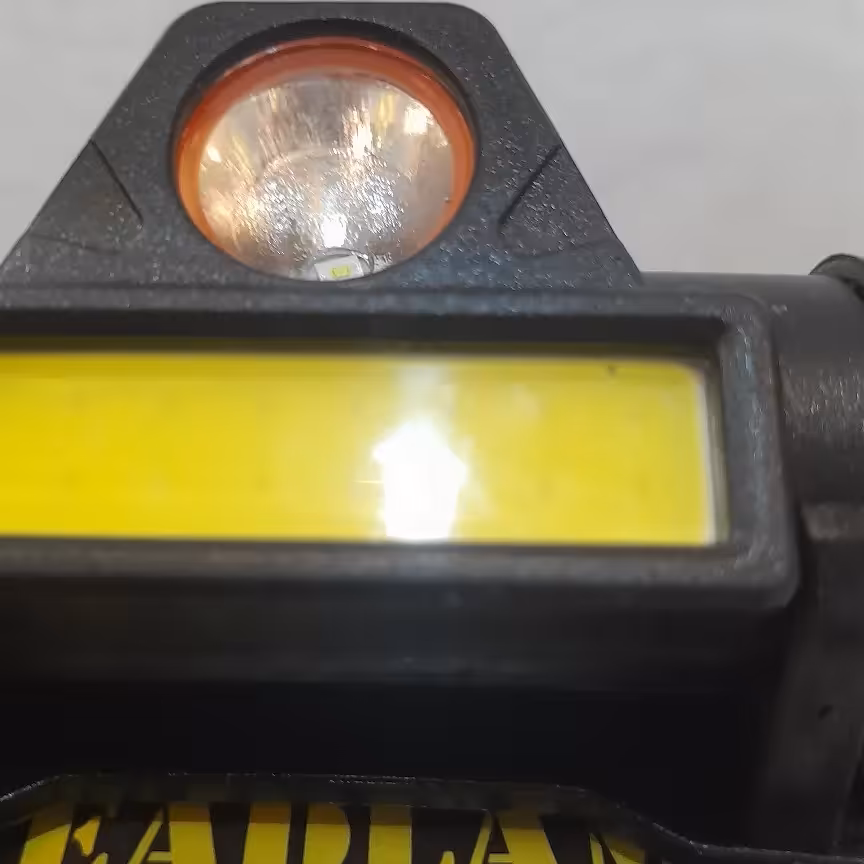 هدلامپ دو منظوره دارای دو نوع نور دهی مناسب کوهنوردی ماهیگیری کمپینگ  آبیاری و ...   ساخت چین