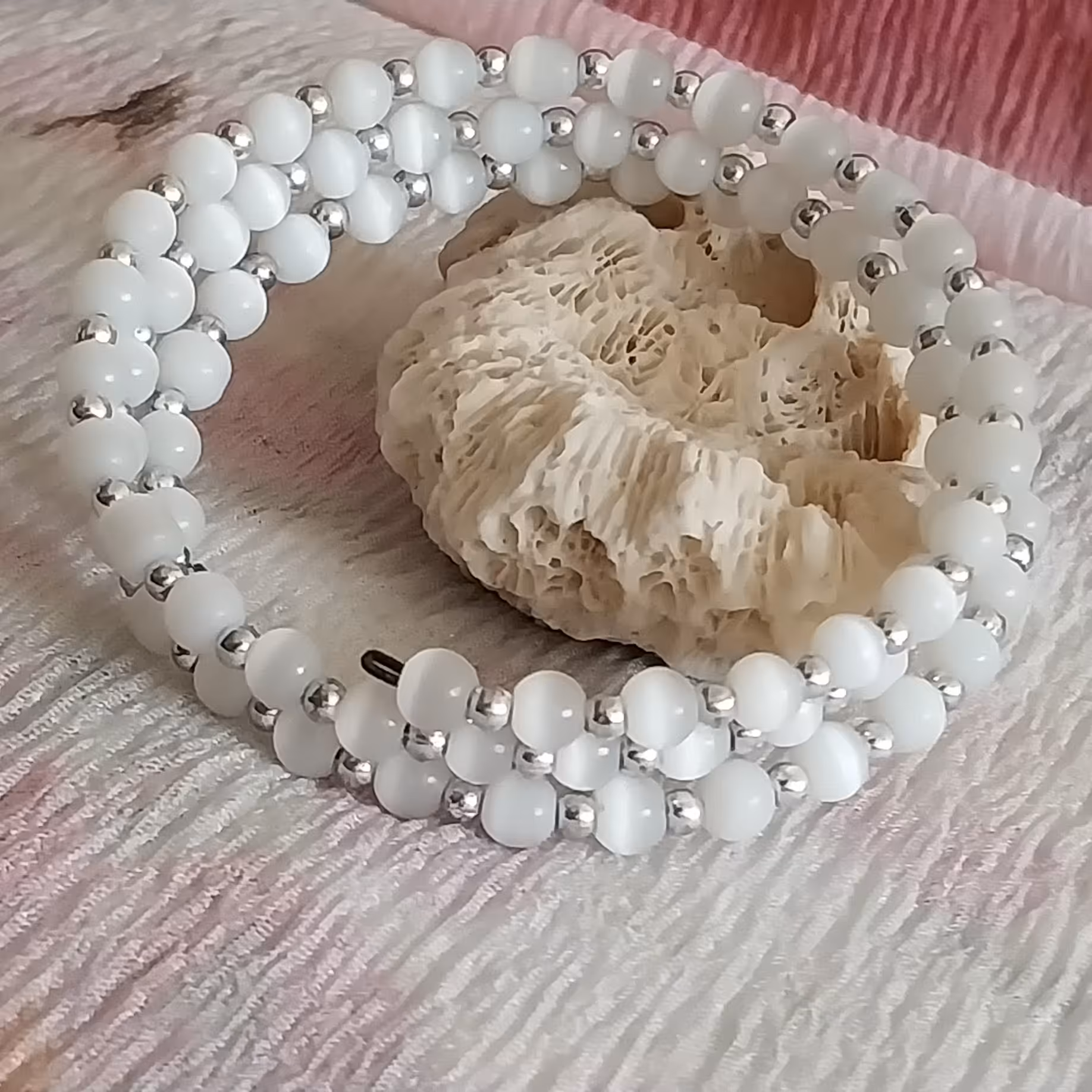 دستبند فنری چشم گربه زیبا وراحت