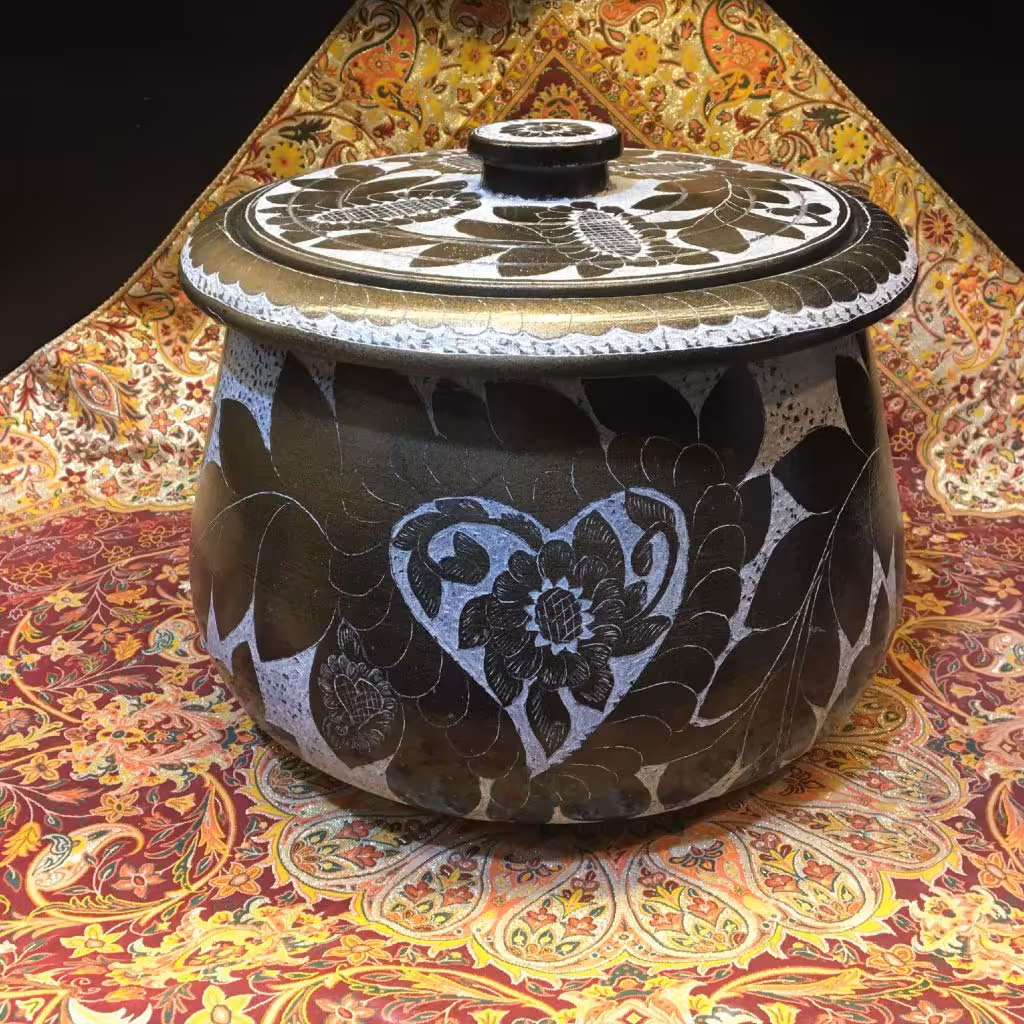 دیگ سنگی طرح ققنوس