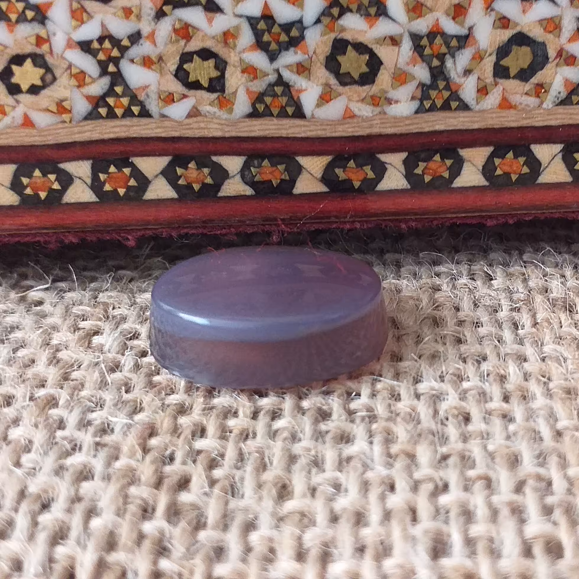 نگین عقیق چند پوست