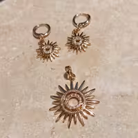 نیمست خورشیدی نگیندار