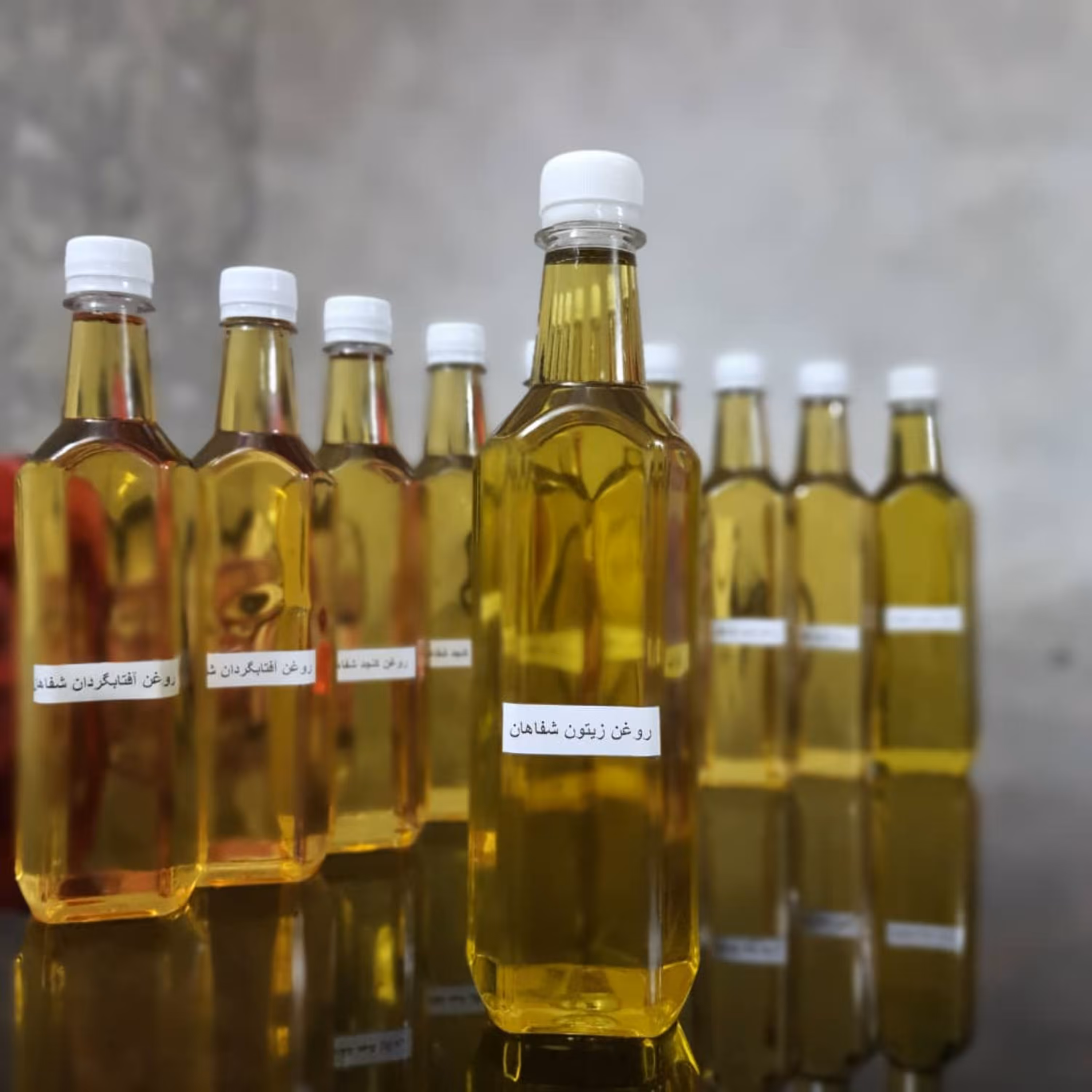 روغن زیتون بکر بدون بو (600 سی سی) خالص و غلیظ