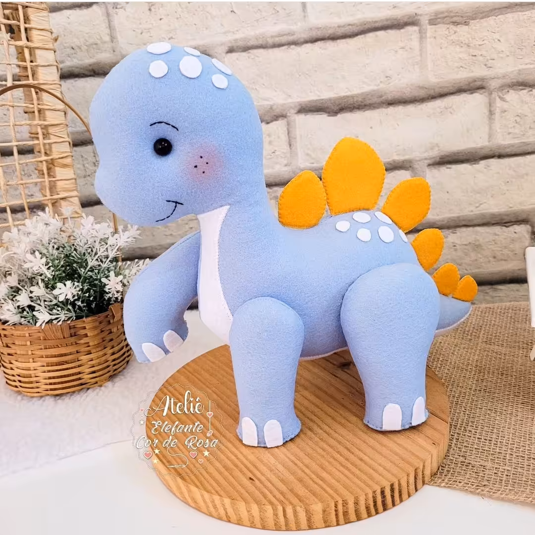 اژدهای نمدی نماد سال 1403