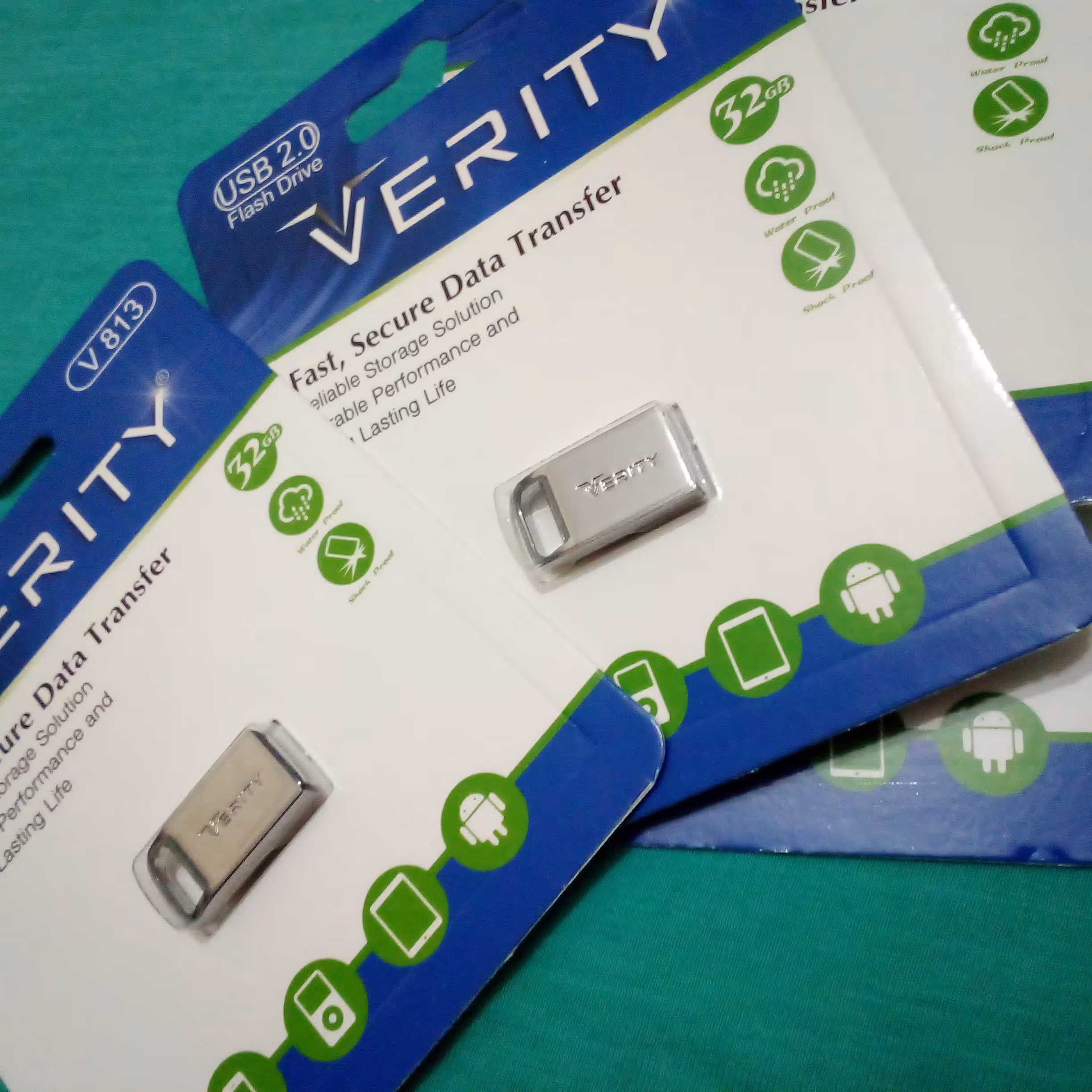 فلش 32 وریتی 813