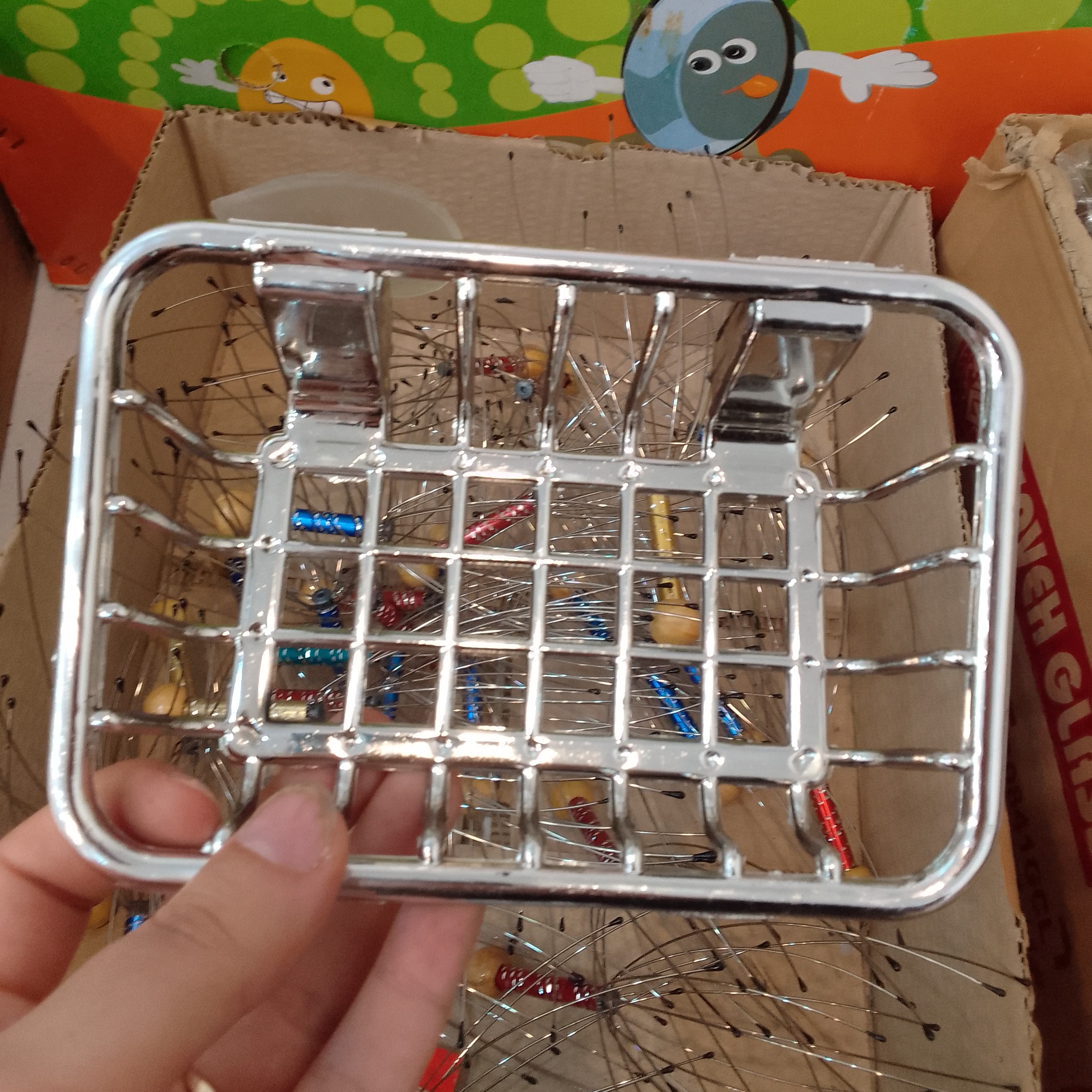 جا اسکاچی چسبان