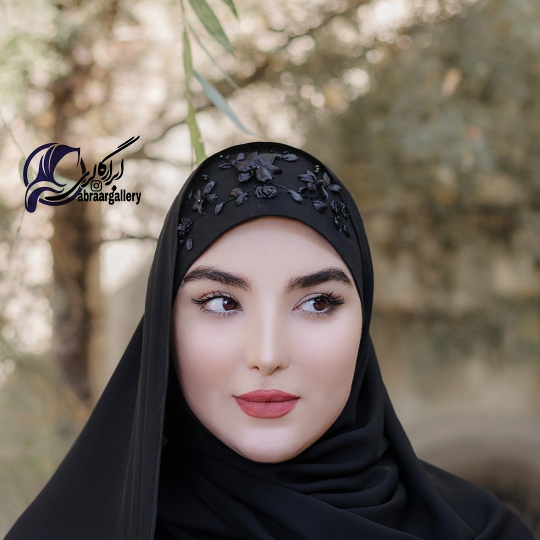 هدشال گرد مشکی زیرسازی شده روباندوزی با دست