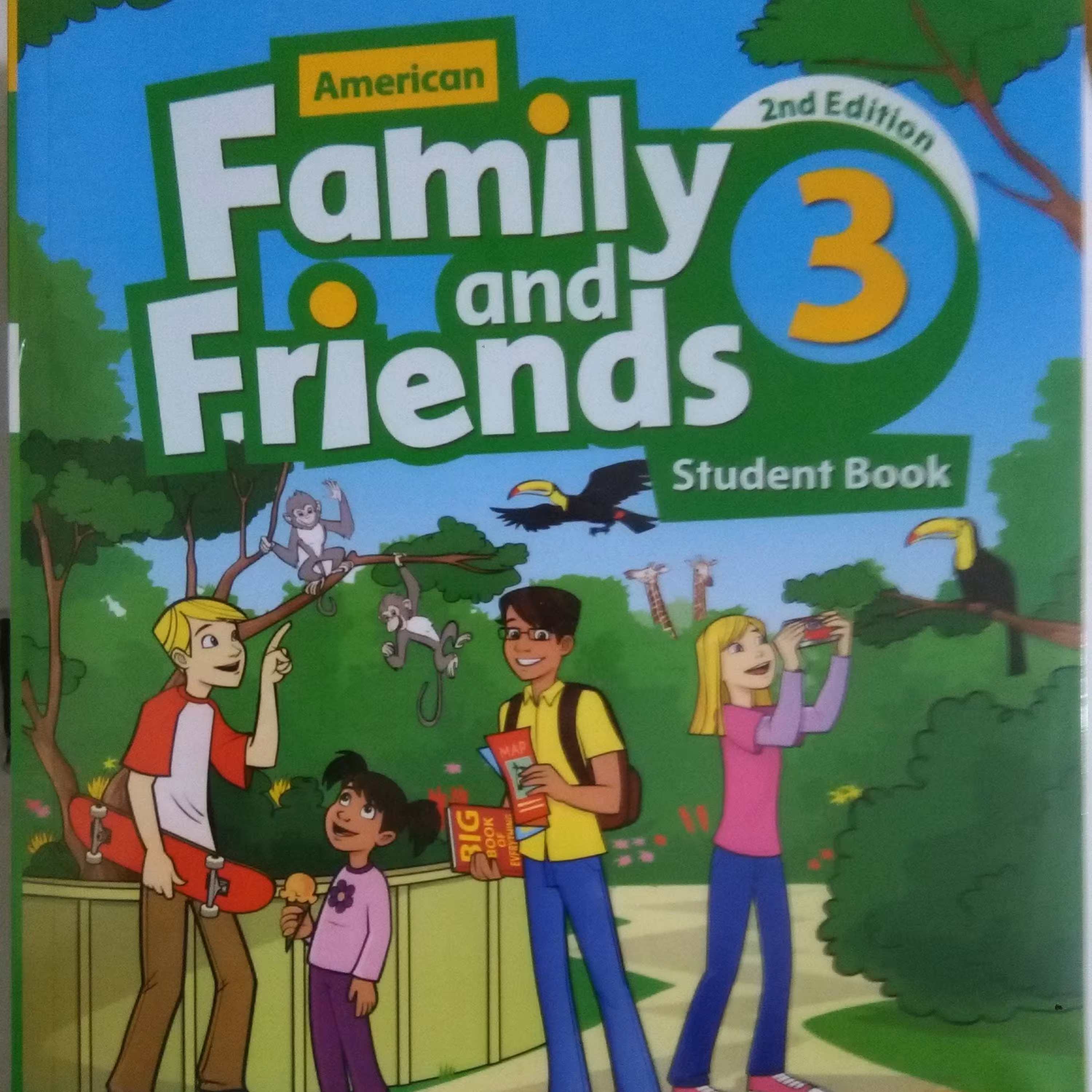 کتاب فمیلی فرندز 3 همرا با کتاب کار و سی دیfamily and friends 3  American