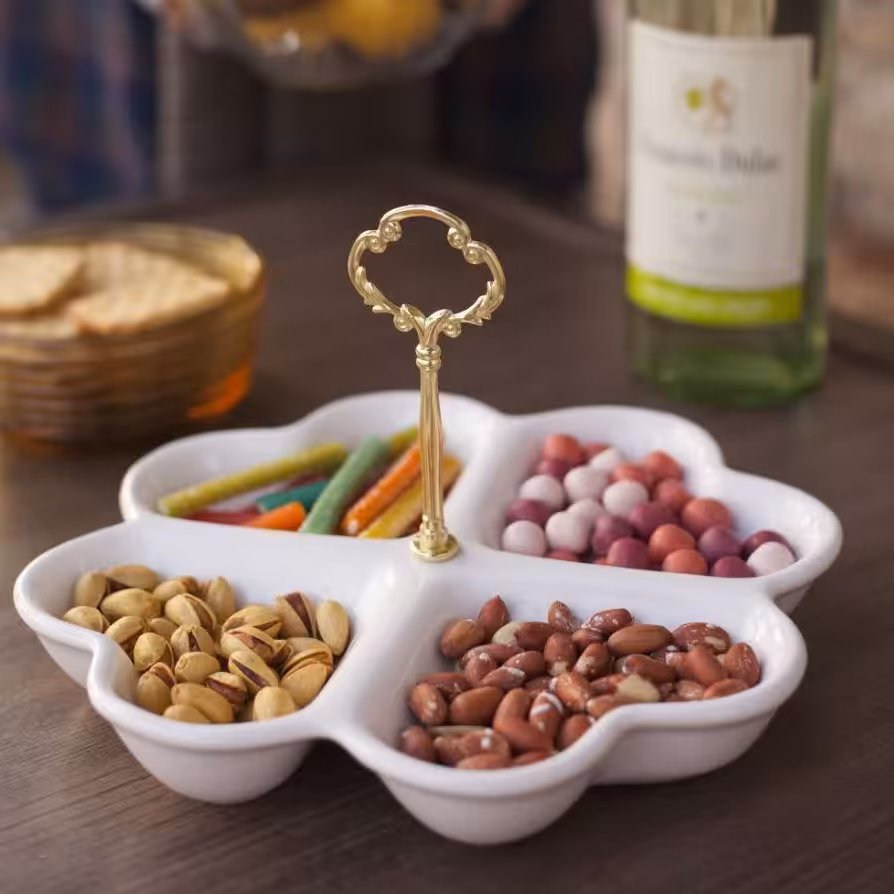 ظرف سرامیکی دسته دار مدل 4 قلب سایز بزرگ به همراه جعبه