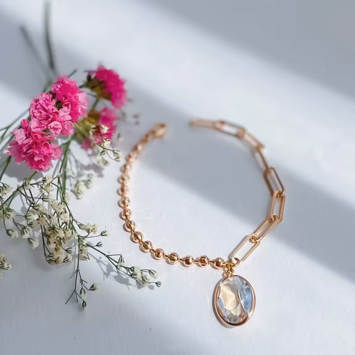 دستبند نگین دار  برند ژوپینگ 