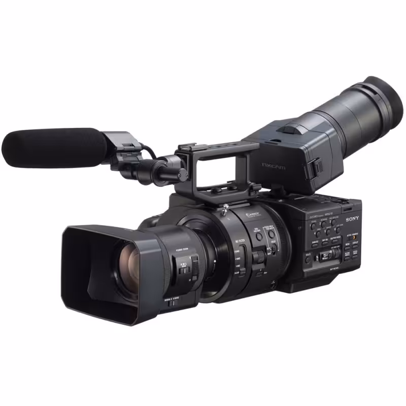 دوربین فیلم برداری سونی مدل Sony NEX-FS700R Super 35 Camcorder with 18-200mm f/3.5-6.3 PZ OSS Lens