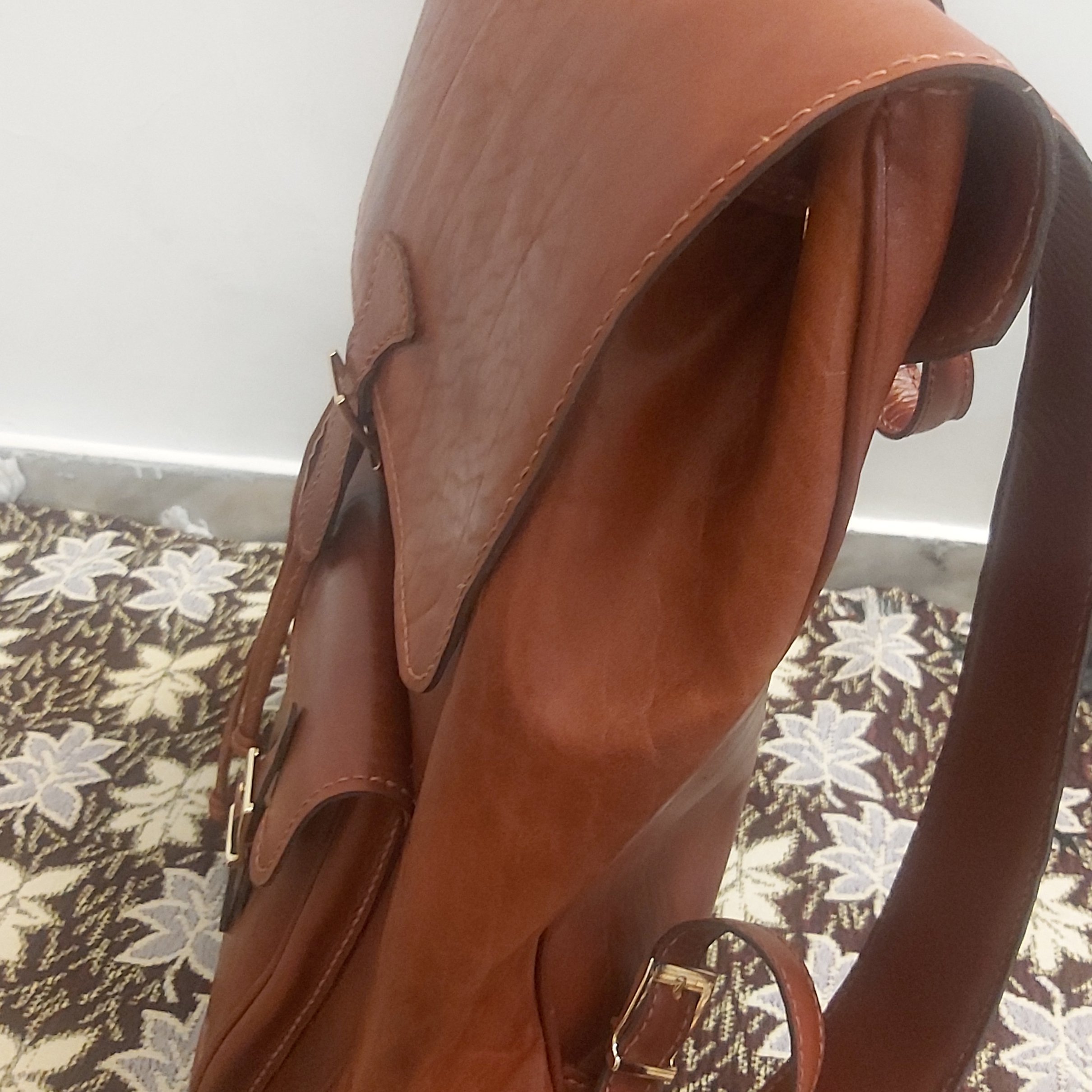 کیف کوله پشتی زنانه ودخترانه چرم