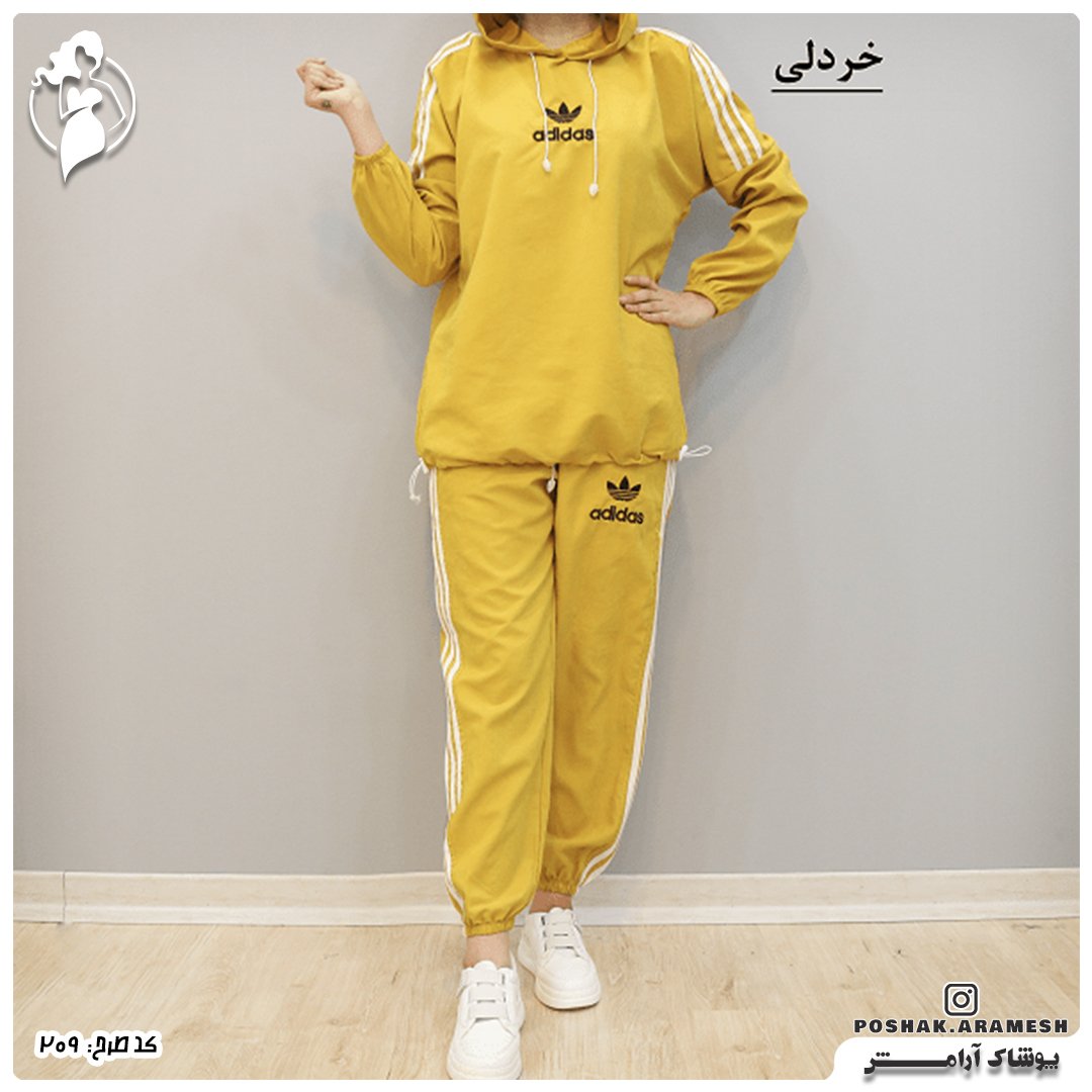 ست هودی و شلوار آدیداس جنس ست پارچه میکرو است
تنخور بسیار زیبایی دارد