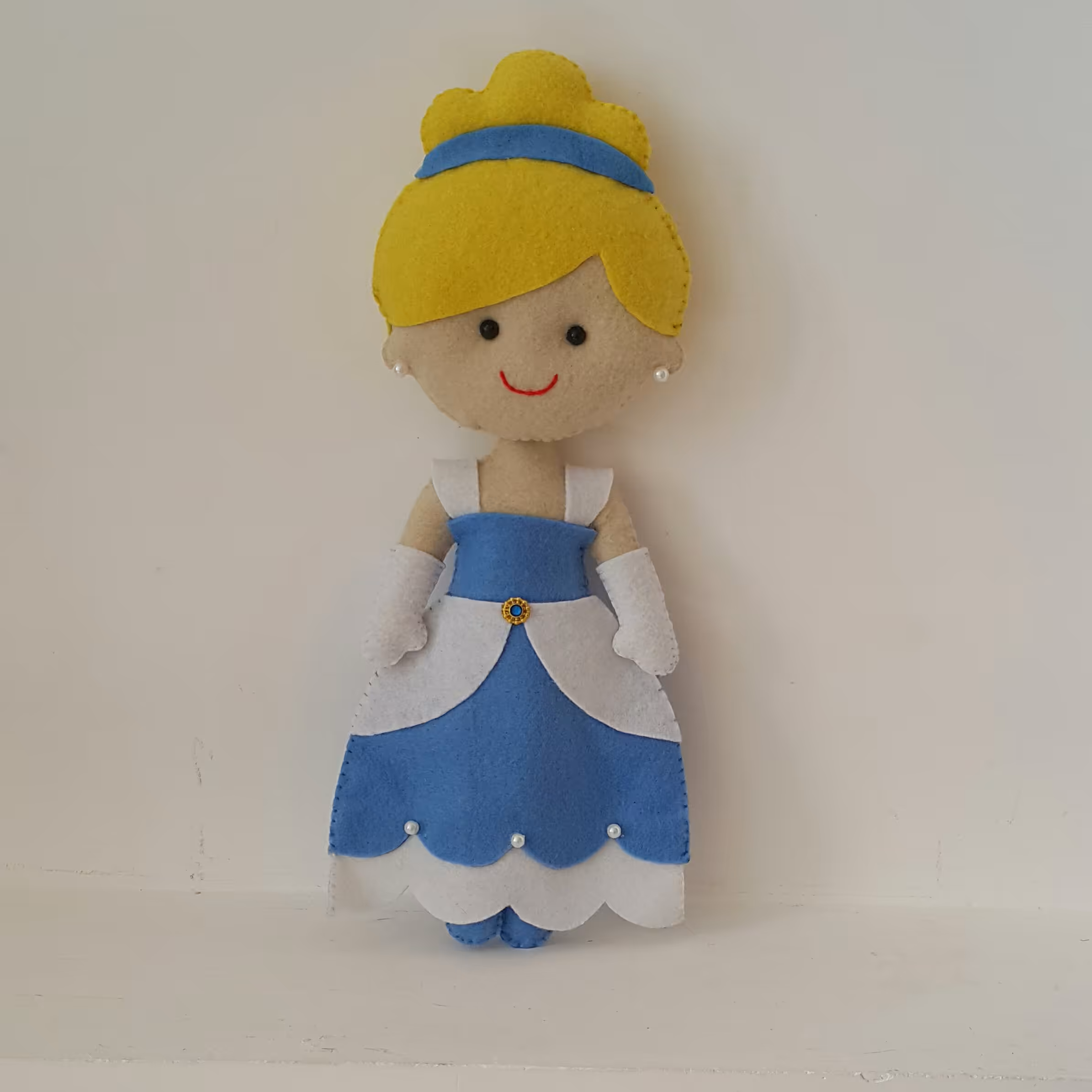عروسک پرنسس دیزنی سیندرلا نمدی(30سانتی) عروسک های دخترونه
