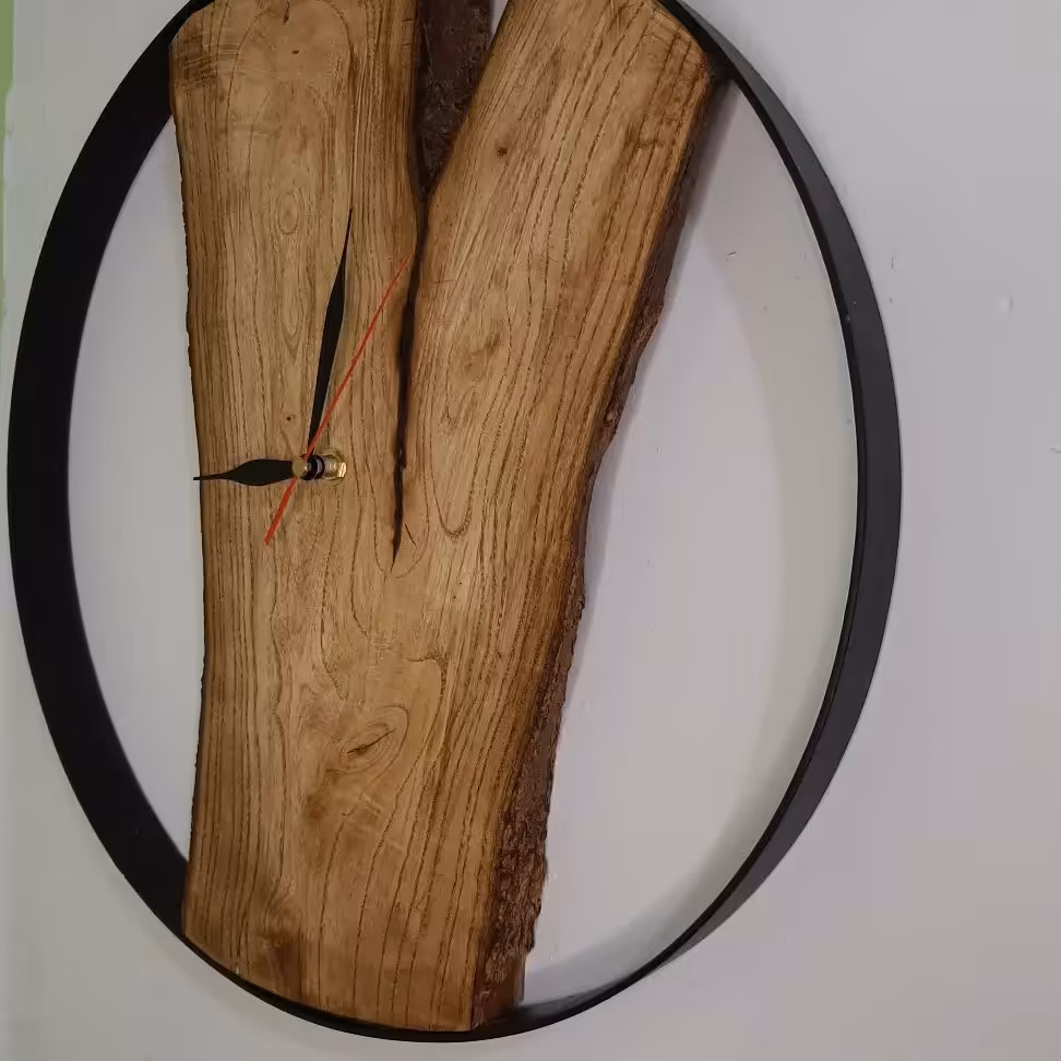 ساعت دیواری چوبی2