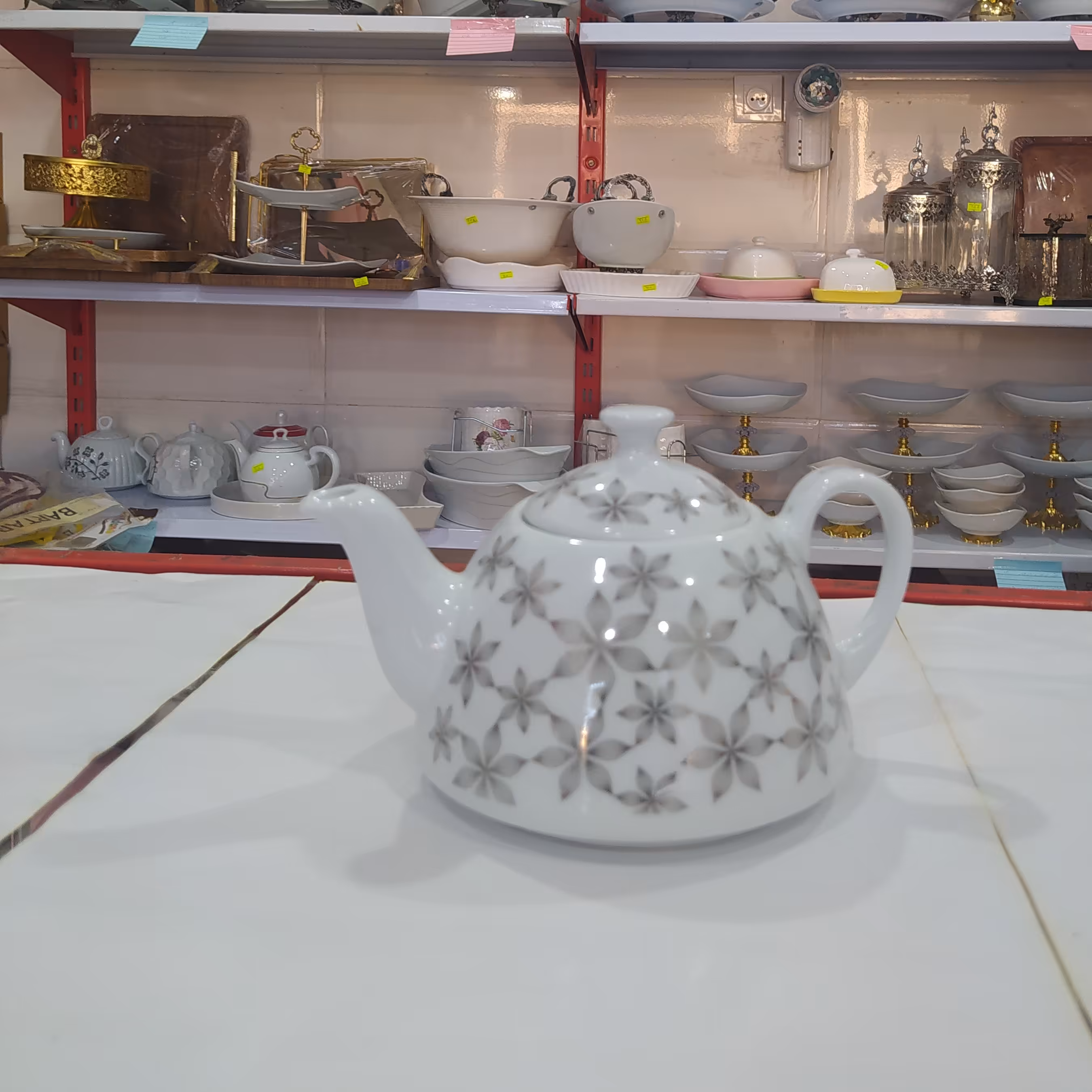 قوری چینی طرح دار 